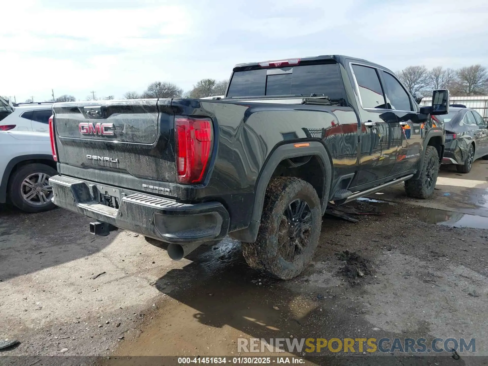 4 Photograph of a damaged car 1GT49REY5PF240128 GMC SIERRA 2500HD 2023