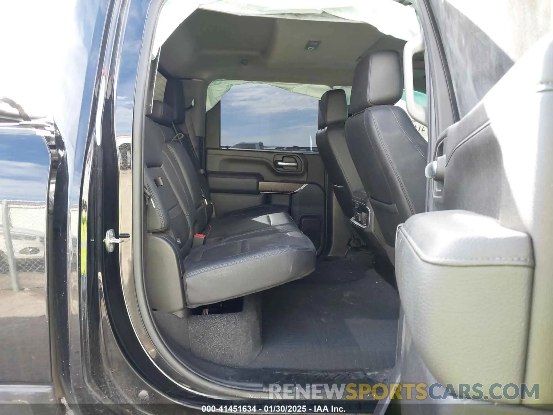 8 Photograph of a damaged car 1GT49REY5PF240128 GMC SIERRA 2500HD 2023