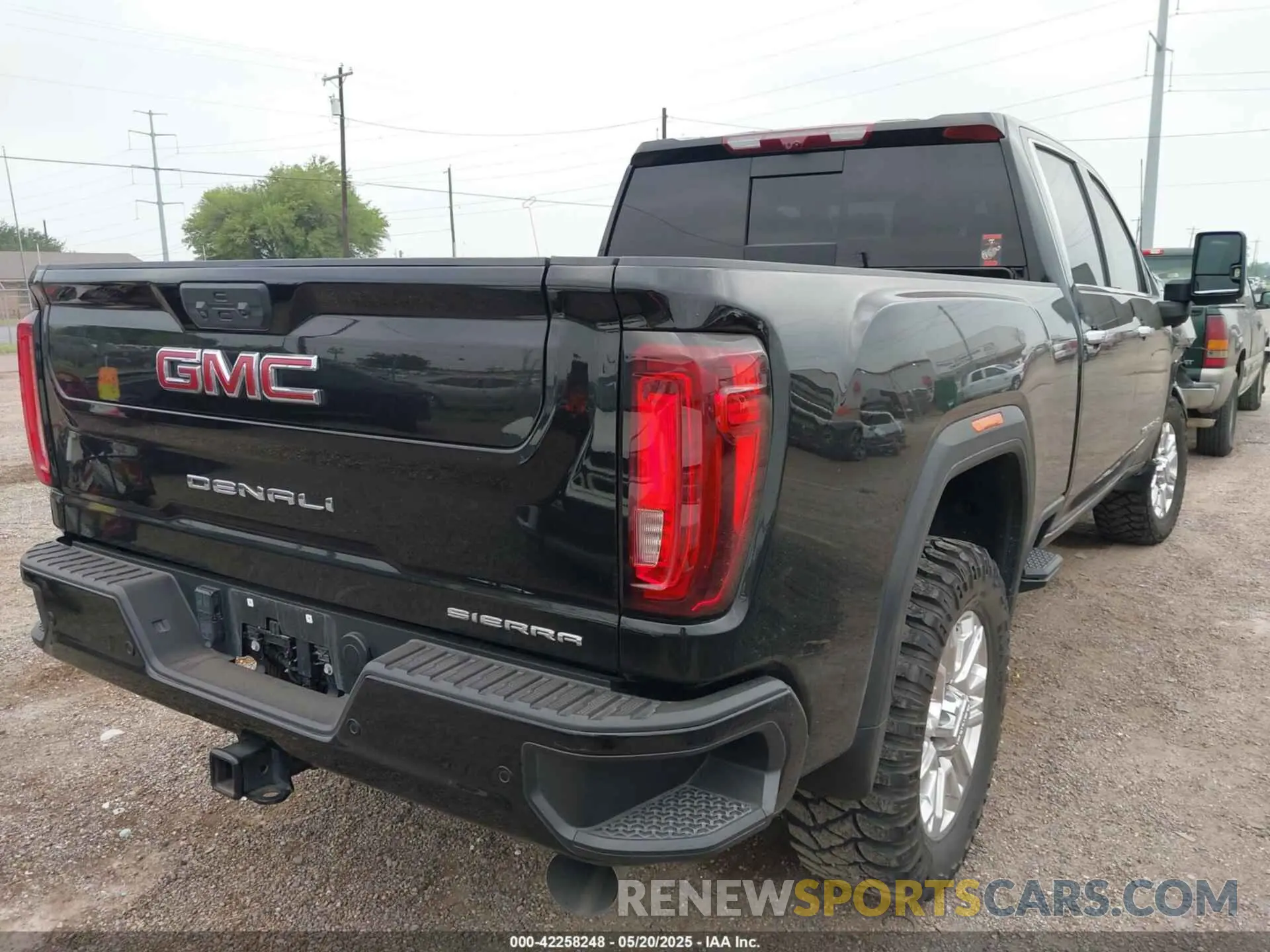 4 Photograph of a damaged car 1GT49REY6PF213469 GMC SIERRA 2500HD 2023