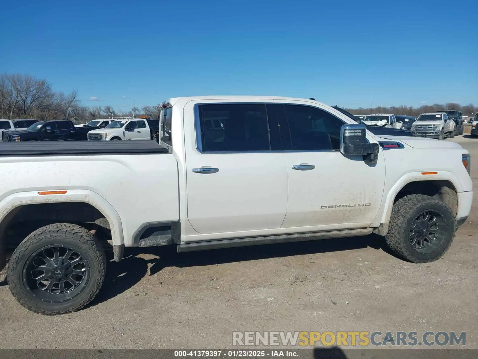 13 Photograph of a damaged car 1GT49REY8PF200593 GMC SIERRA 2500HD 2023