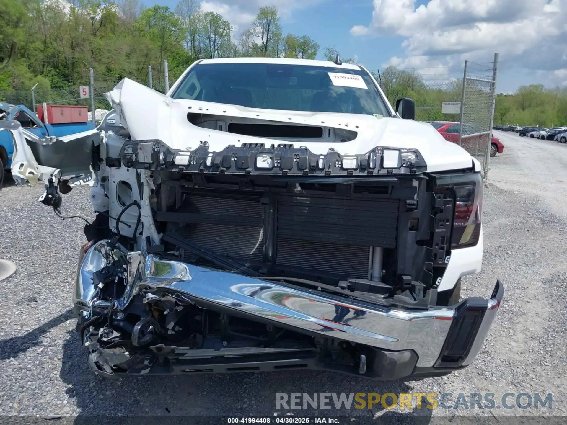 12 Photograph of a damaged car 1GD19LE71RF377220 GMC SIERRA 2500HD 2024