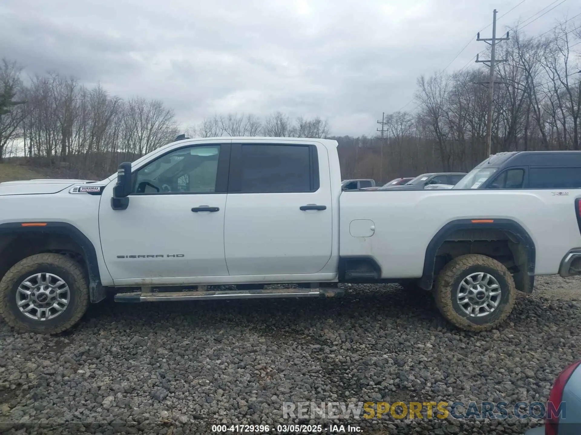 14 Photograph of a damaged car 1GT49LEY7RF154092 GMC SIERRA 2500HD 2024