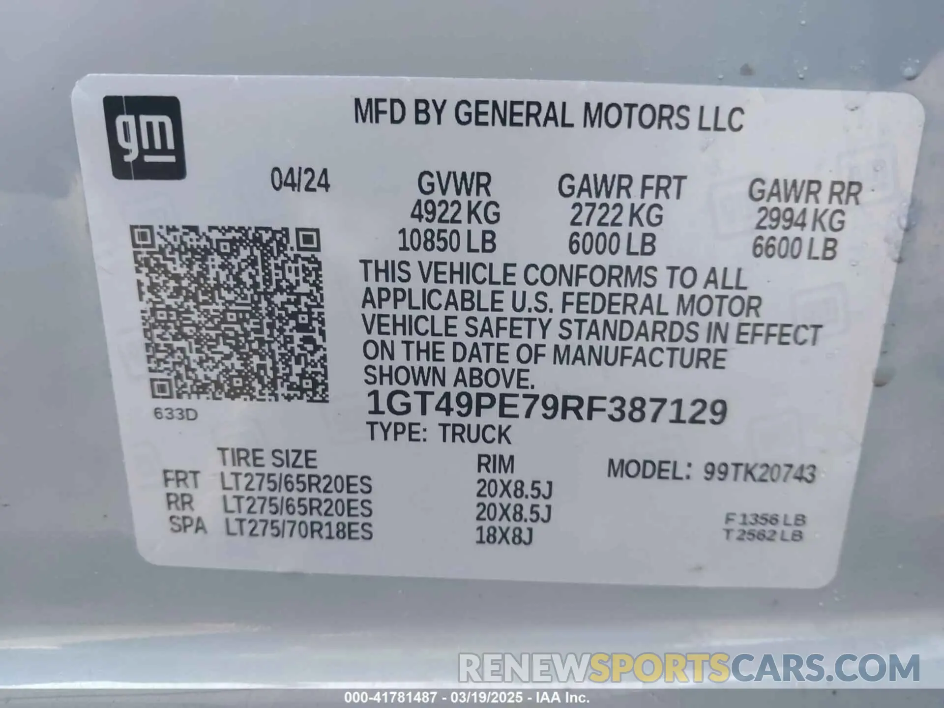 9 Photograph of a damaged car 1GT49PE79RF387129 GMC SIERRA 2500HD 2024