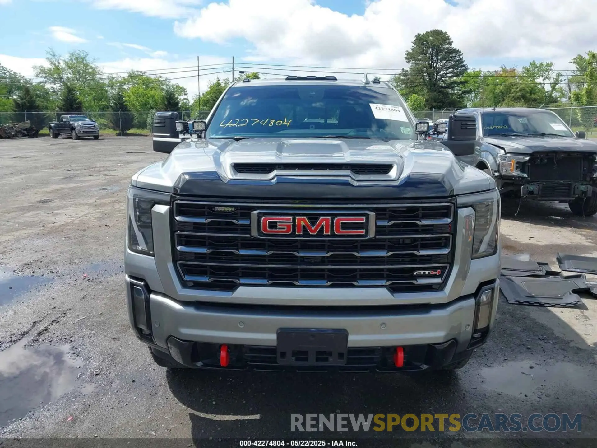 11 Photograph of a damaged car 1GT49PE79RF403426 GMC SIERRA 2500HD 2024