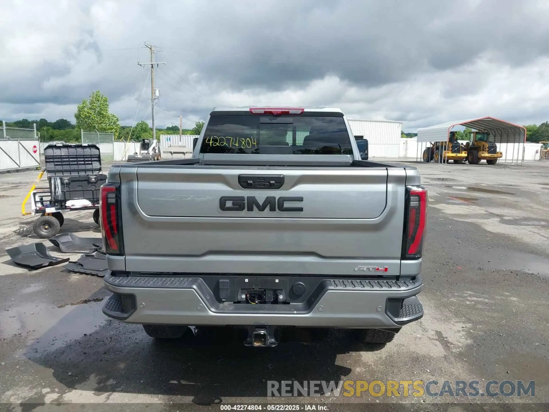 14 Photograph of a damaged car 1GT49PE79RF403426 GMC SIERRA 2500HD 2024