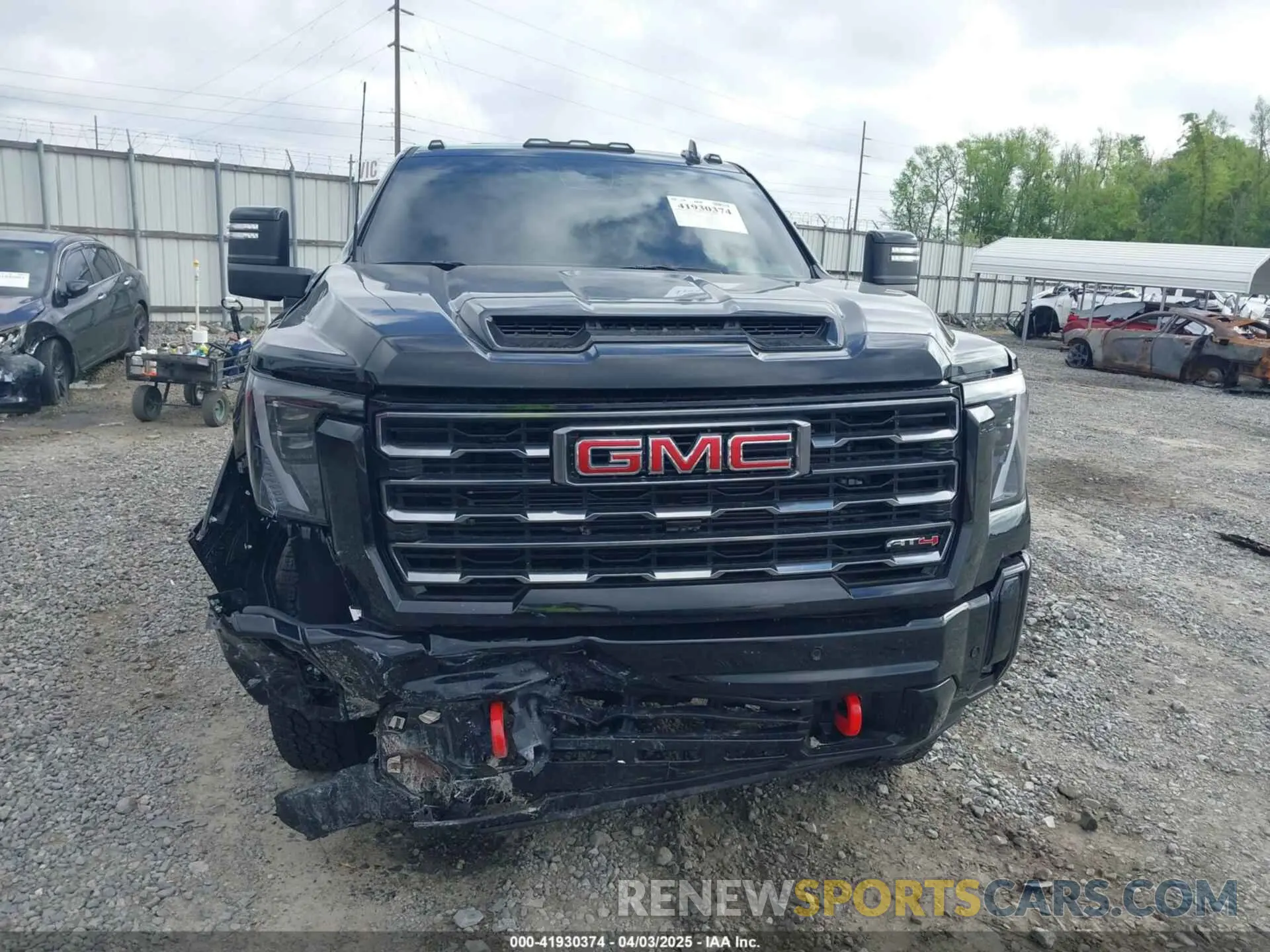12 Photograph of a damaged car 1GT4UPEY0SF185177 GMC SIERRA 2500HD 2025