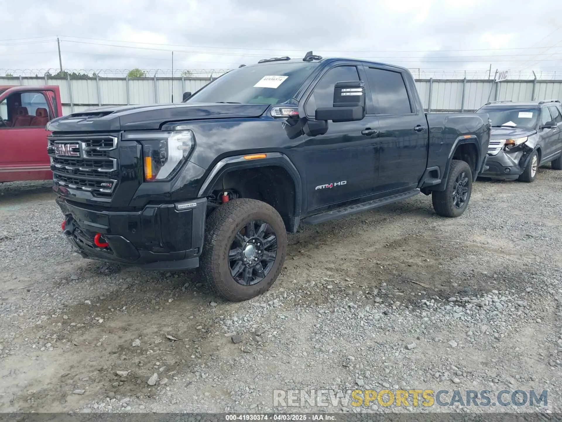 2 Photograph of a damaged car 1GT4UPEY0SF185177 GMC SIERRA 2500HD 2025