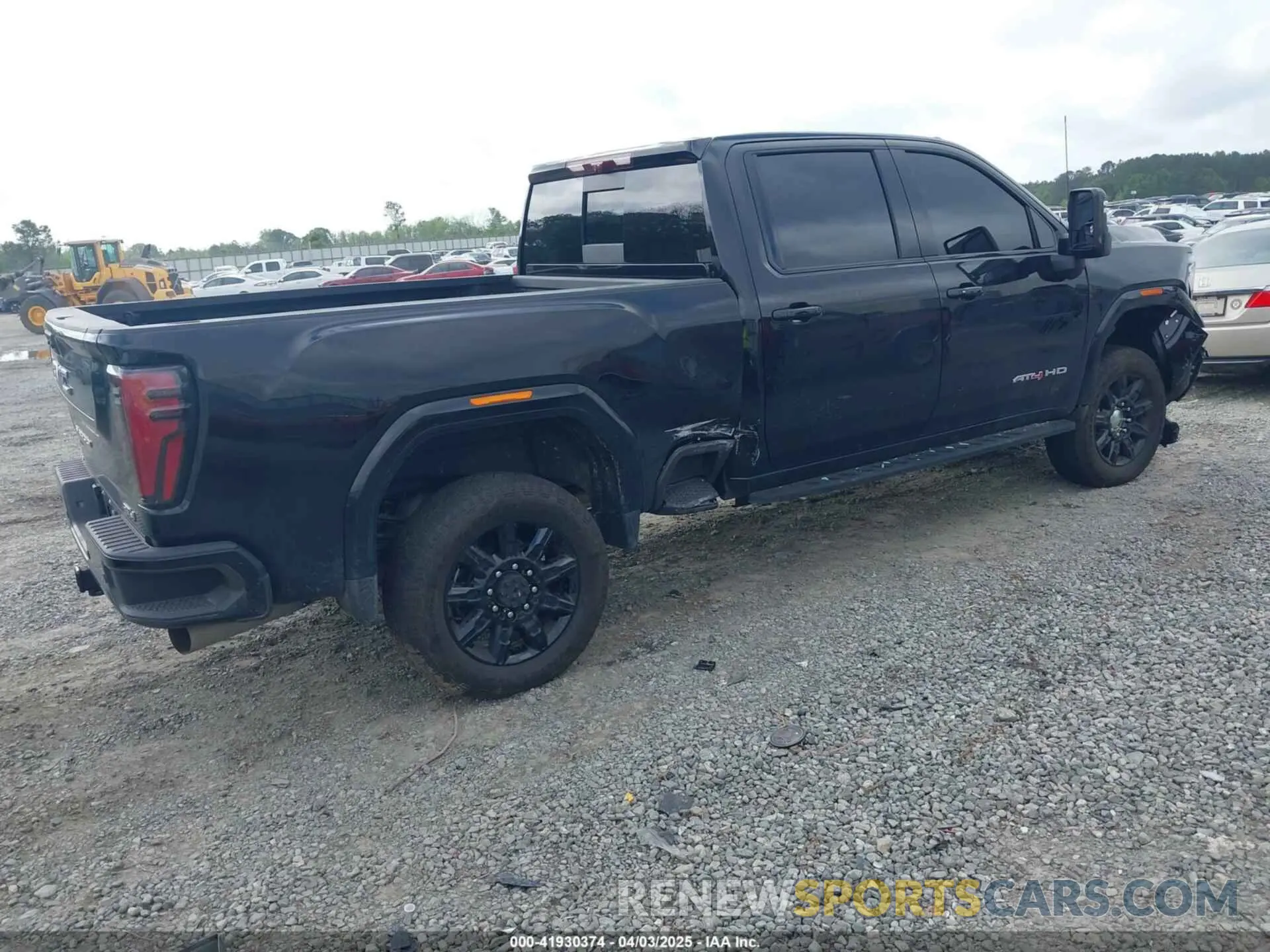4 Photograph of a damaged car 1GT4UPEY0SF185177 GMC SIERRA 2500HD 2025