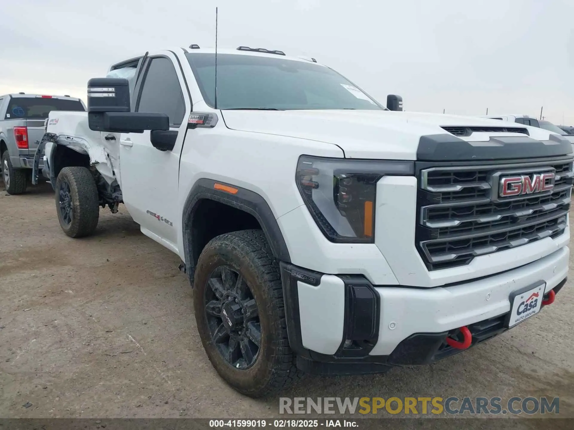 1 Photograph of a damaged car 1GT4UPEY2SF193538 GMC SIERRA 2500HD 2025