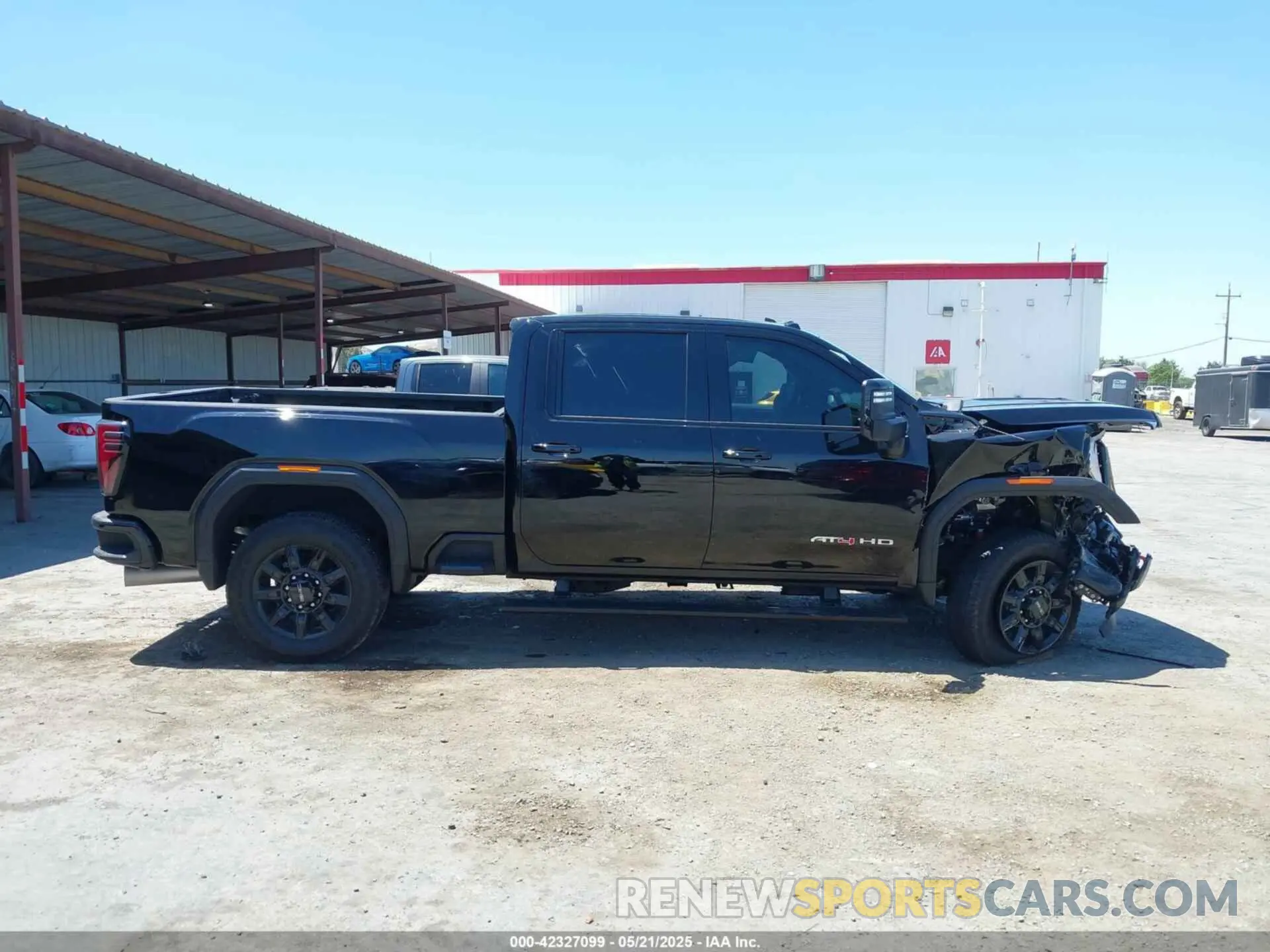 13 Photograph of a damaged car 1GT4UPEY7SF126725 GMC SIERRA 2500HD 2025