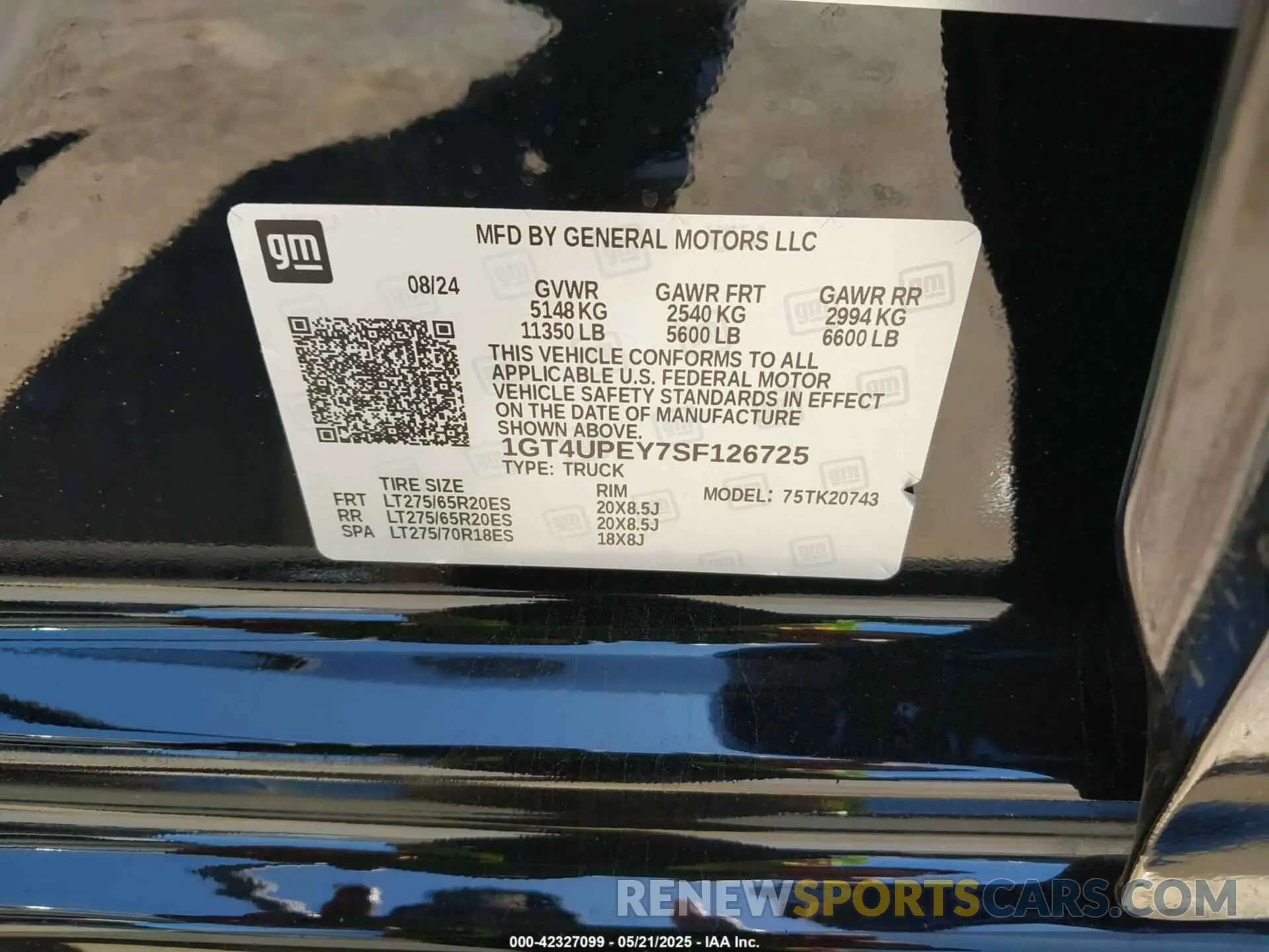9 Photograph of a damaged car 1GT4UPEY7SF126725 GMC SIERRA 2500HD 2025