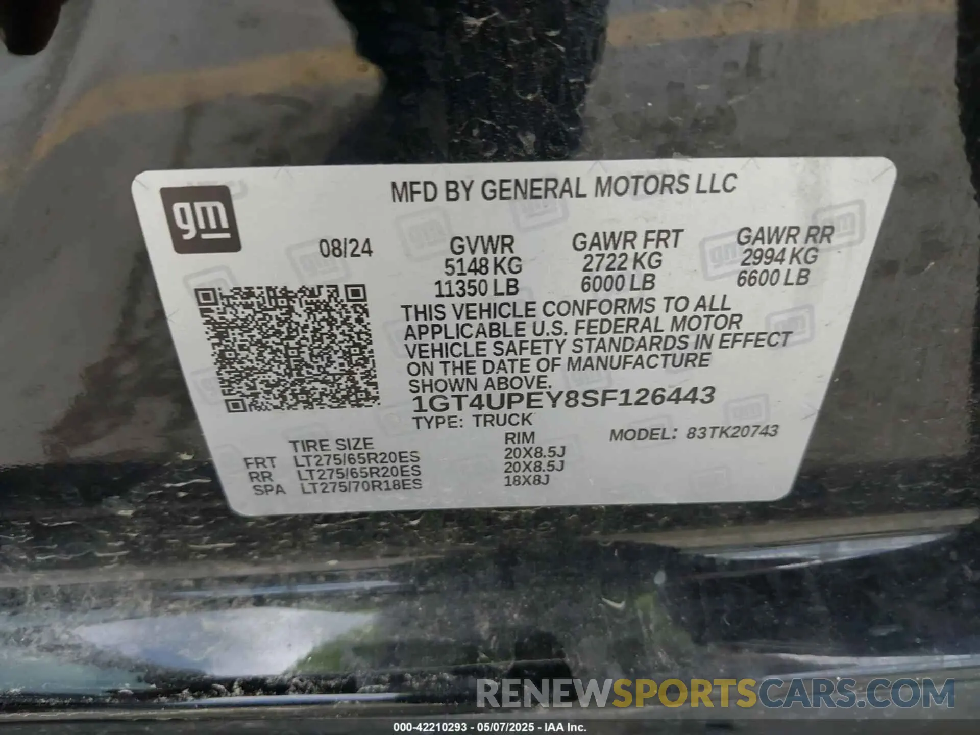 9 Photograph of a damaged car 1GT4UPEY8SF126443 GMC SIERRA 2500HD 2025