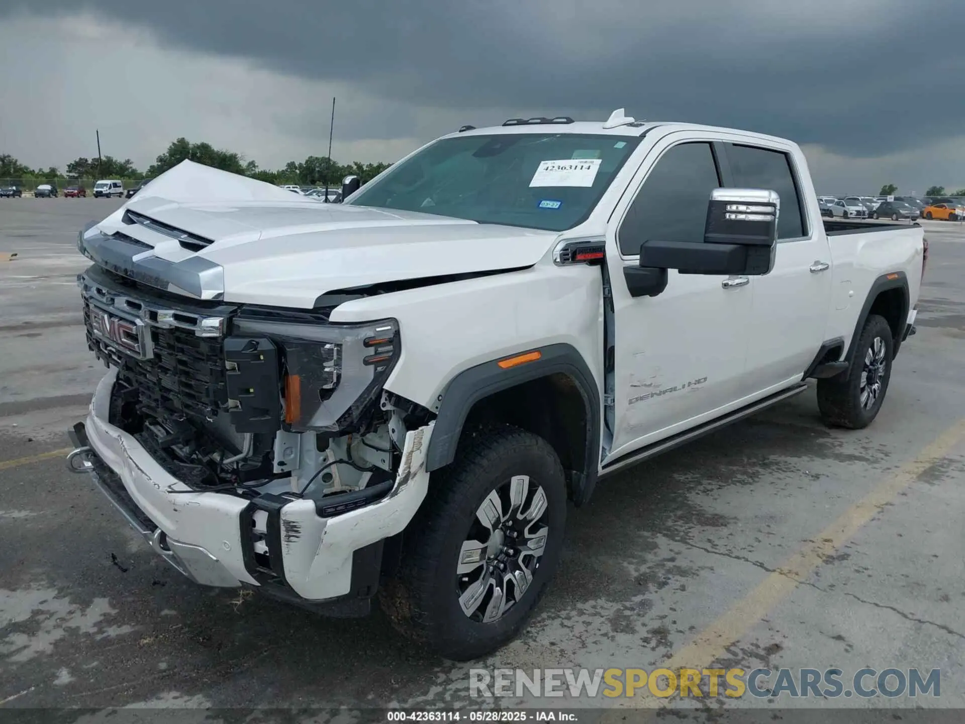 18 Photograph of a damaged car 1GT4UREY9SF193824 GMC SIERRA 2500HD 2025