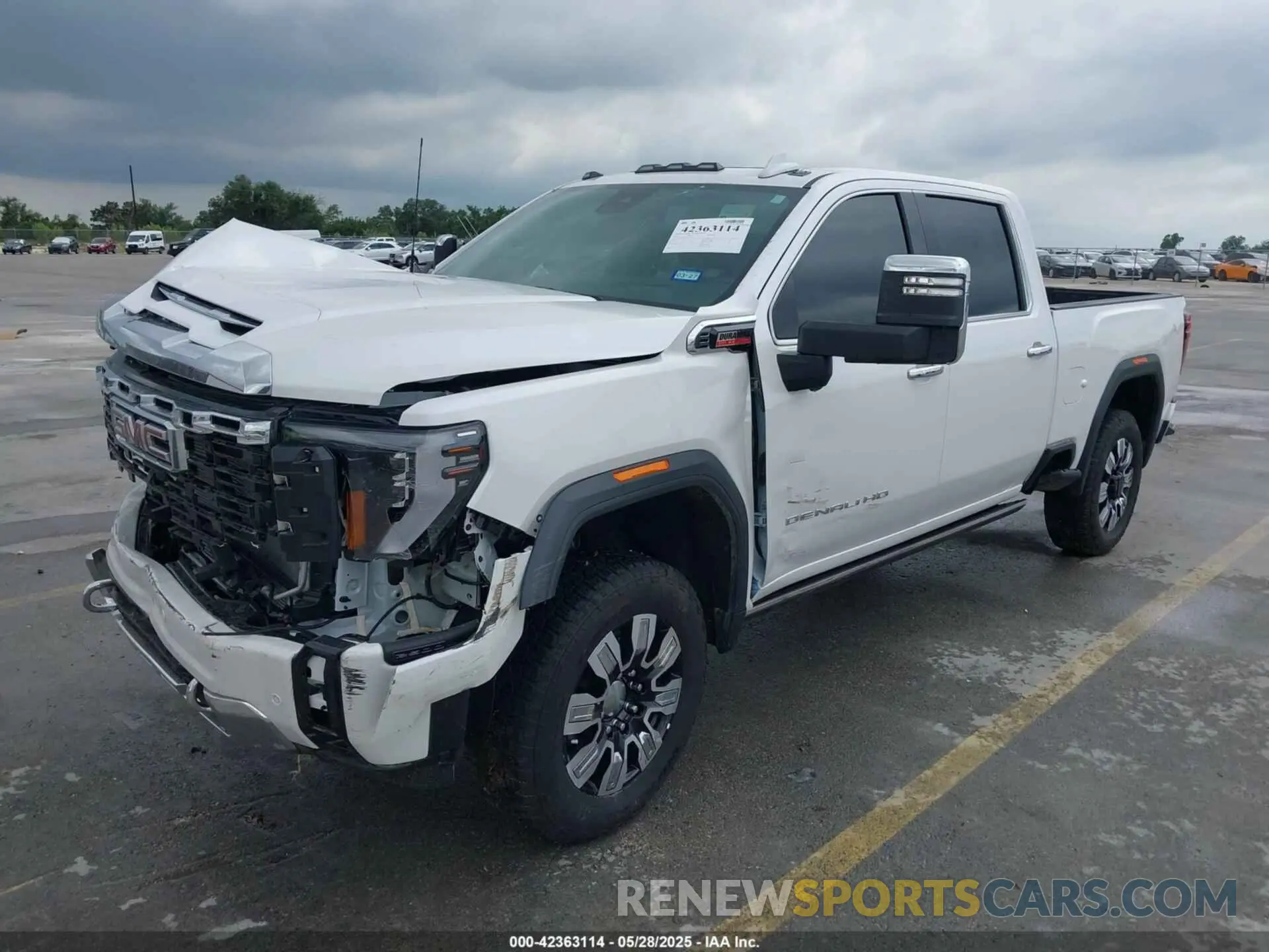 2 Photograph of a damaged car 1GT4UREY9SF193824 GMC SIERRA 2500HD 2025