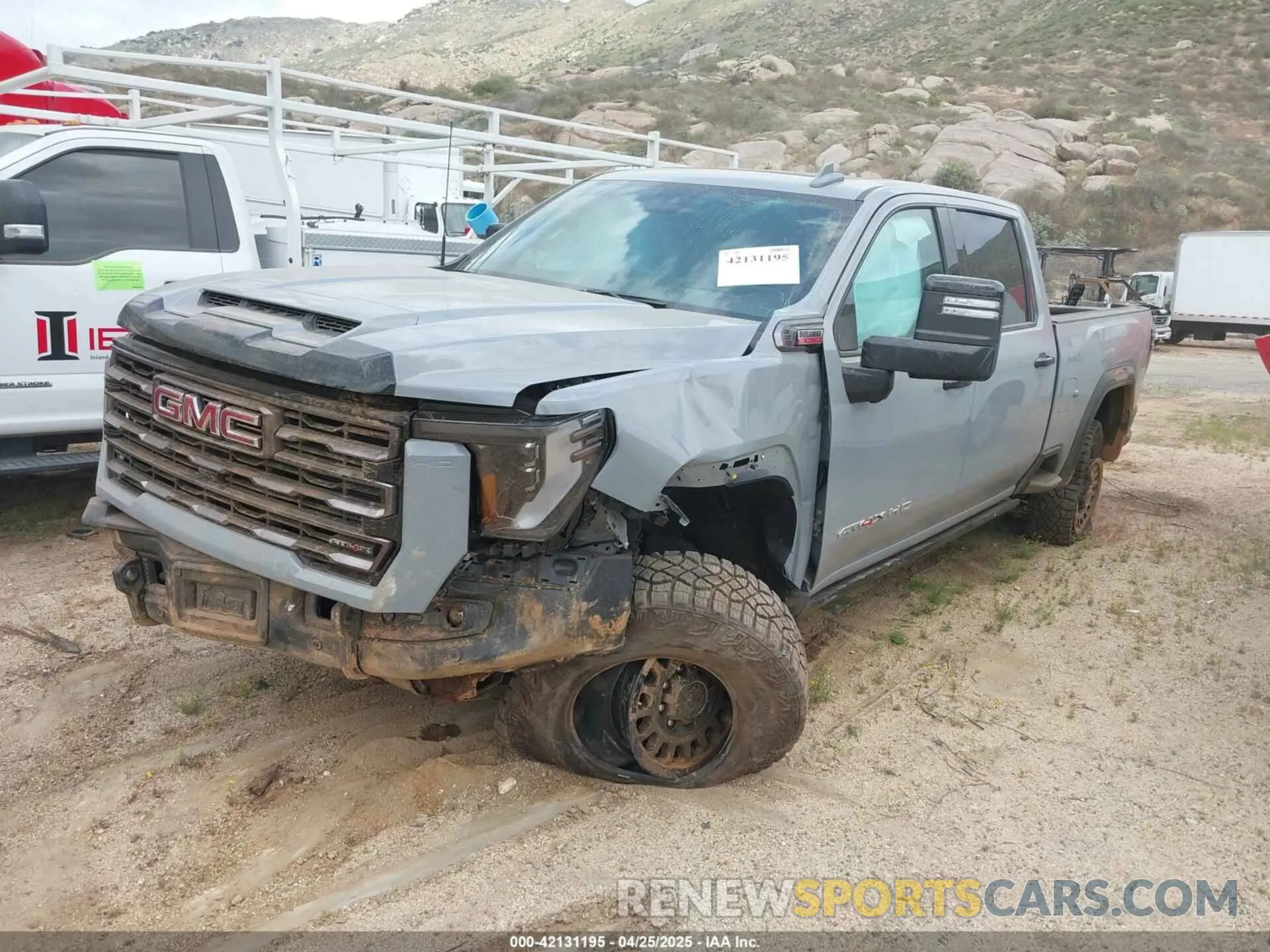 2 Photograph of a damaged car 1GT4UZEY7SF262090 GMC SIERRA 2500HD 2025