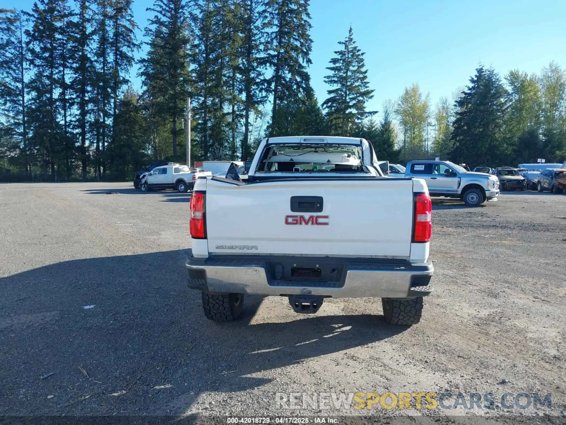 19 Photograph of a damaged car 1GT42TCYXKF229445 GMC SIERRA 3500HD 2019