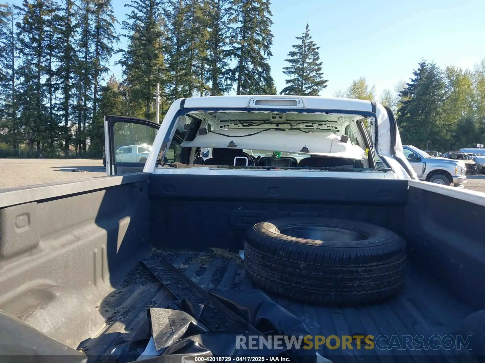 6 Photograph of a damaged car 1GT42TCYXKF229445 GMC SIERRA 3500HD 2019
