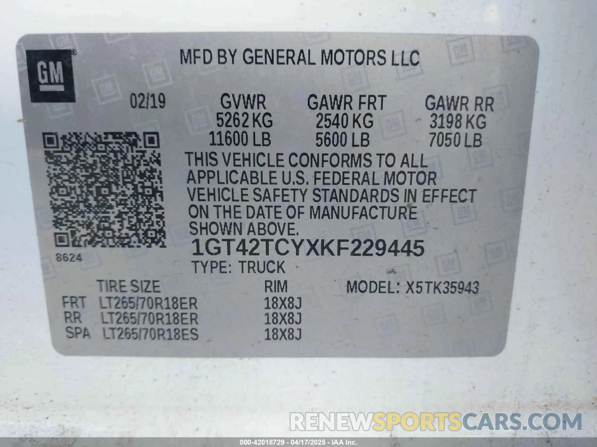 8 Photograph of a damaged car 1GT42TCYXKF229445 GMC SIERRA 3500HD 2019