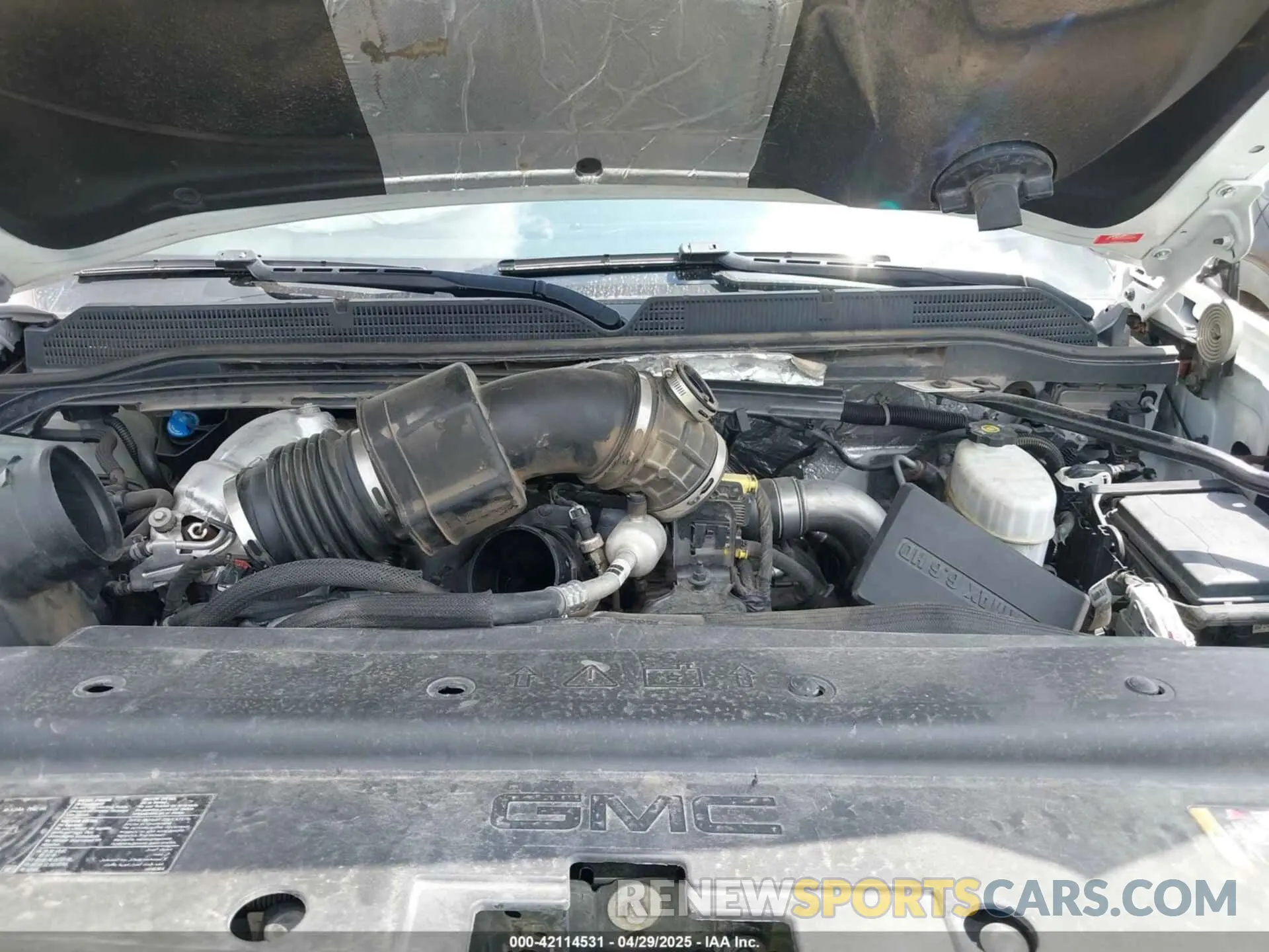 9 Photograph of a damaged car 1GT42VCY1KF152542 GMC SIERRA 3500HD 2019