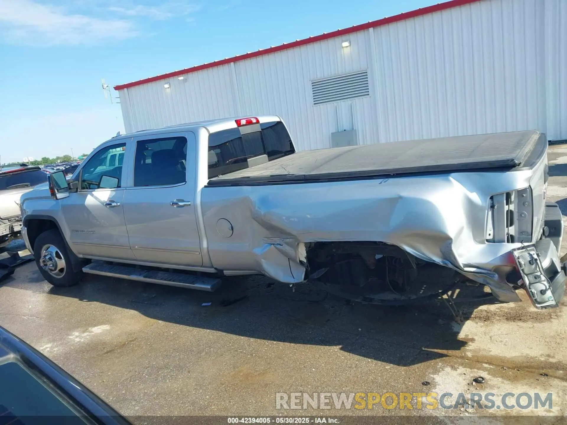 14 Photograph of a damaged car 1GT42WEY7KF271750 GMC SIERRA 3500HD 2019