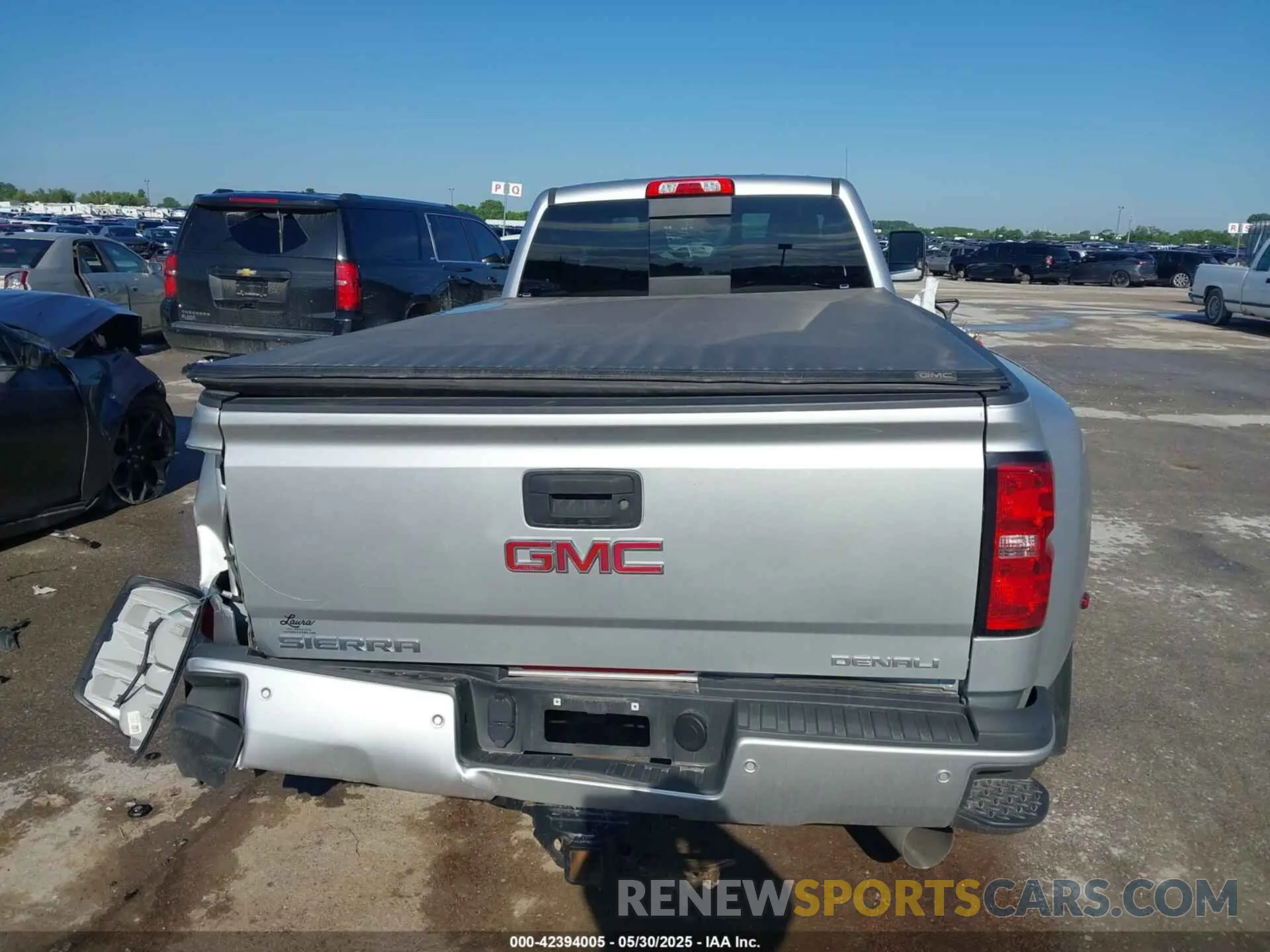 15 Photograph of a damaged car 1GT42WEY7KF271750 GMC SIERRA 3500HD 2019