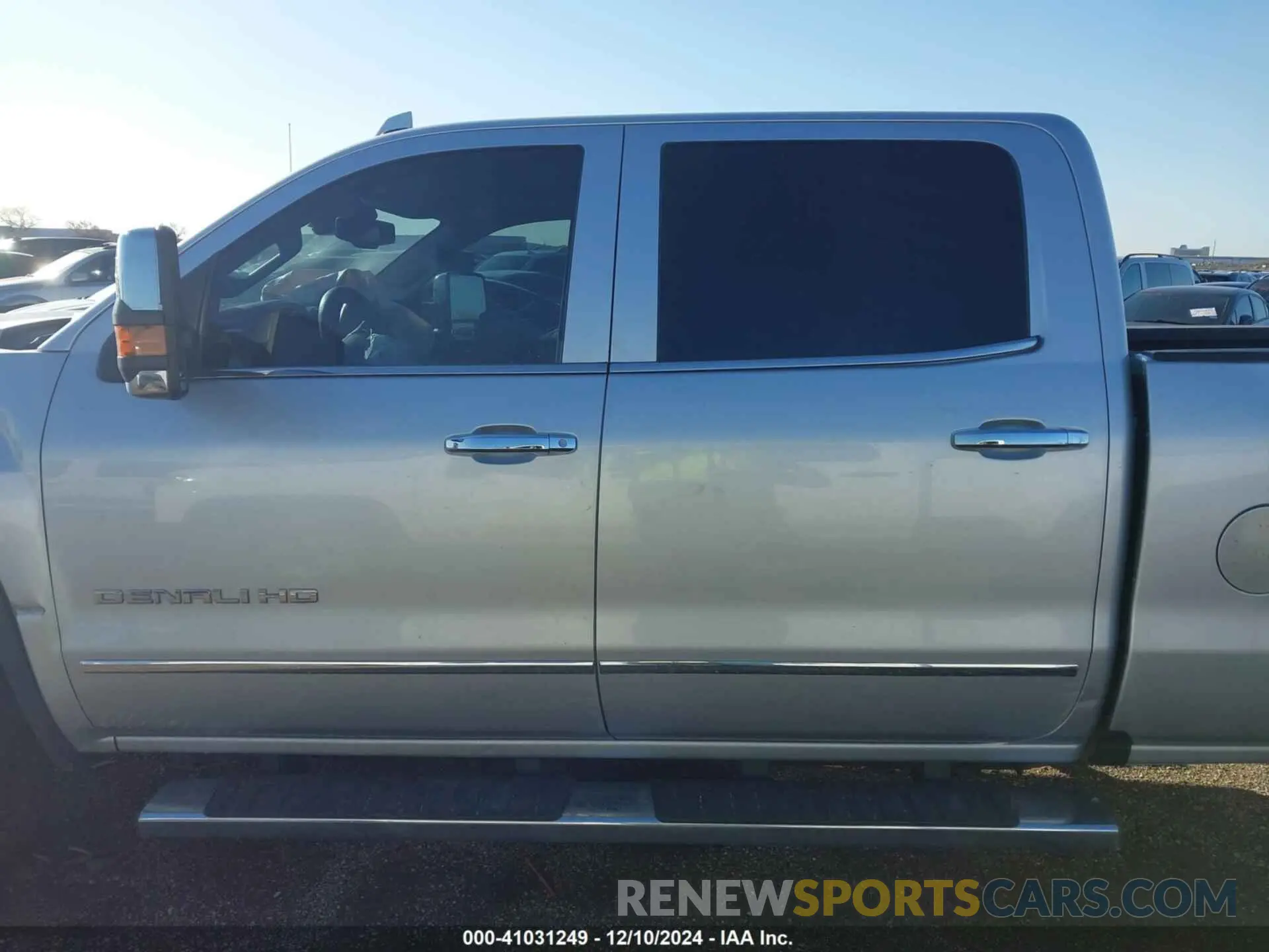 14 Photograph of a damaged car 1GT42WEY9KF109635 GMC SIERRA 3500HD 2019