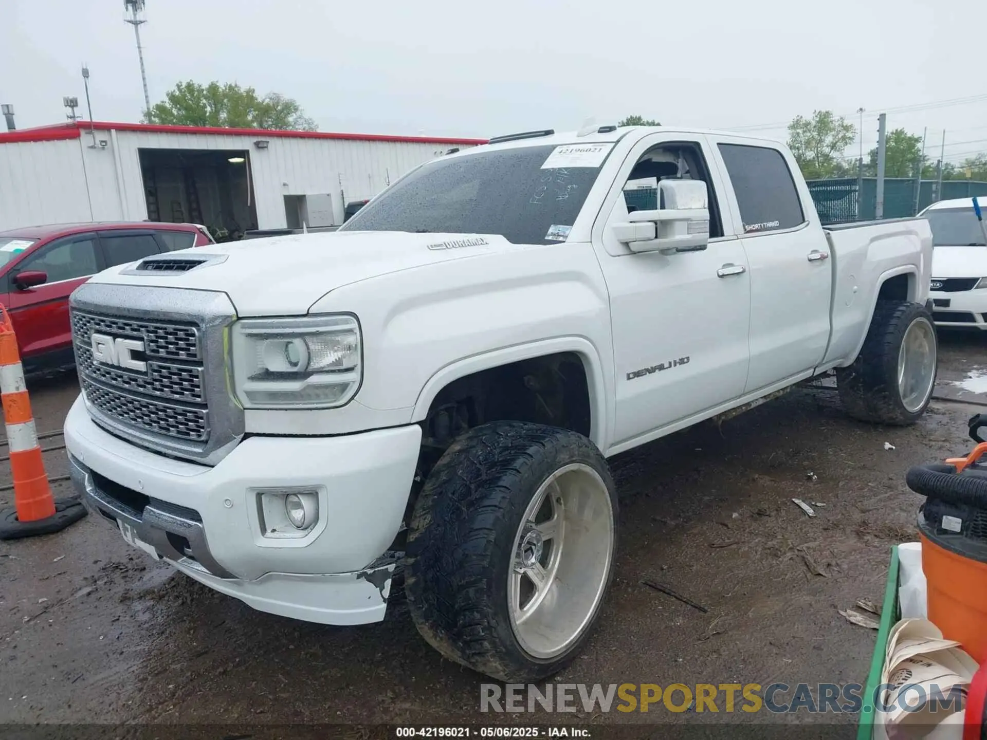 2 Photograph of a damaged car 1GT42WEYXKF200087 GMC SIERRA 3500HD 2019