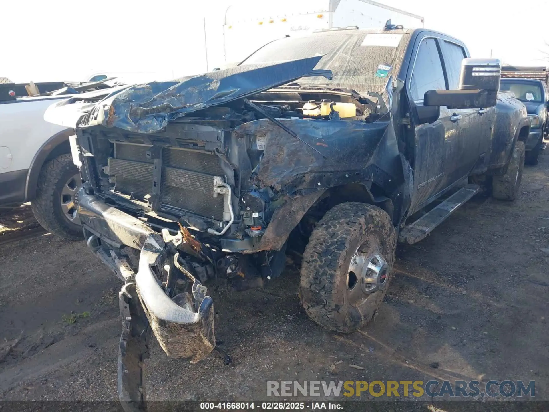 2 Photograph of a damaged car 1GT49WEY0LF264197 GMC SIERRA 3500HD 2020