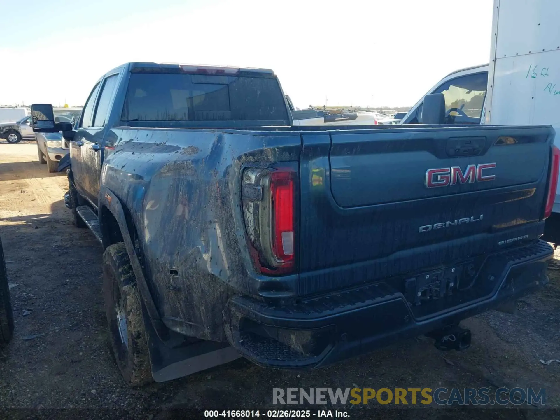 3 Photograph of a damaged car 1GT49WEY0LF264197 GMC SIERRA 3500HD 2020