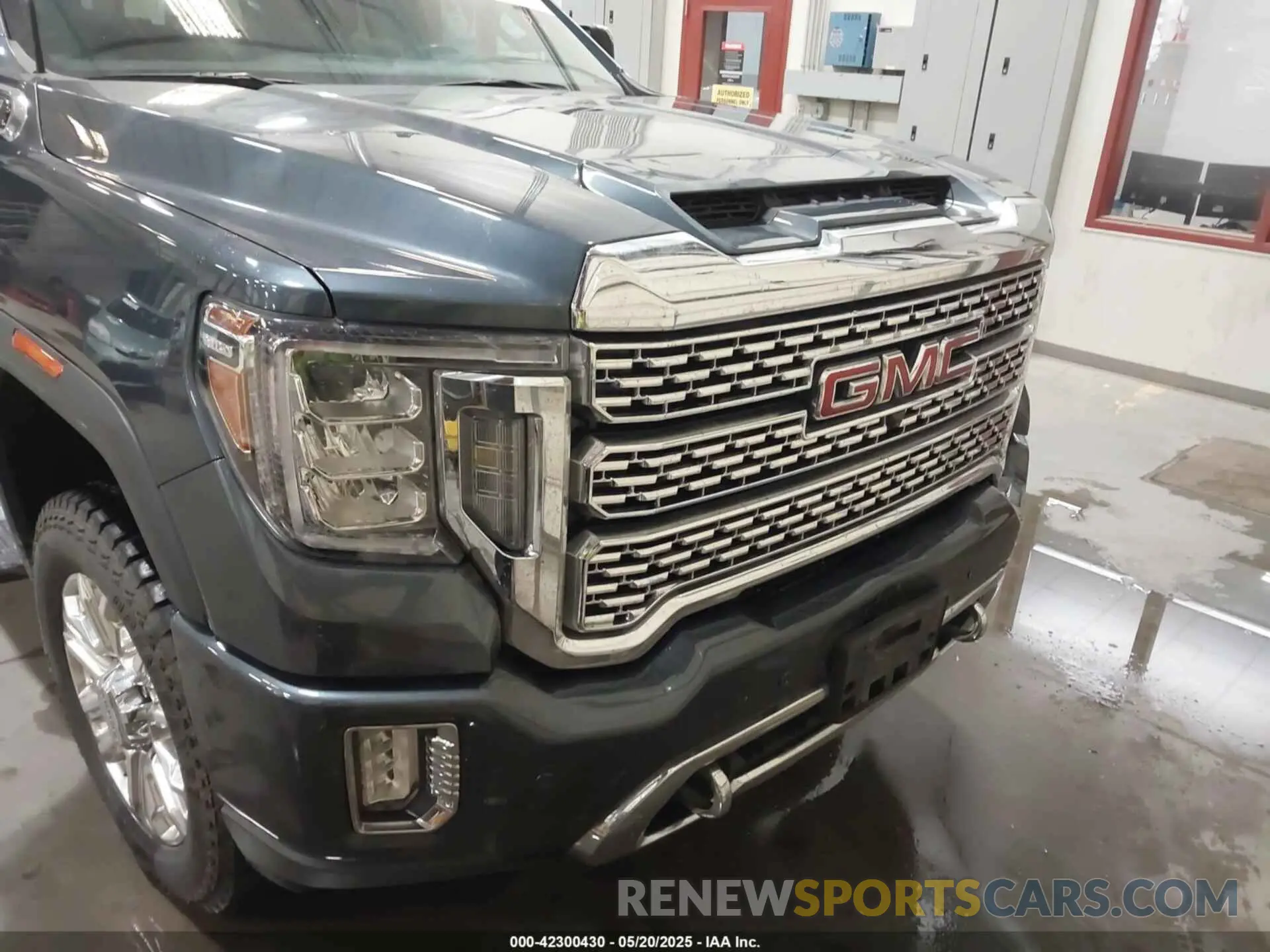 13 Photograph of a damaged car 1GT49WEY4LF274201 GMC SIERRA 3500HD 2020