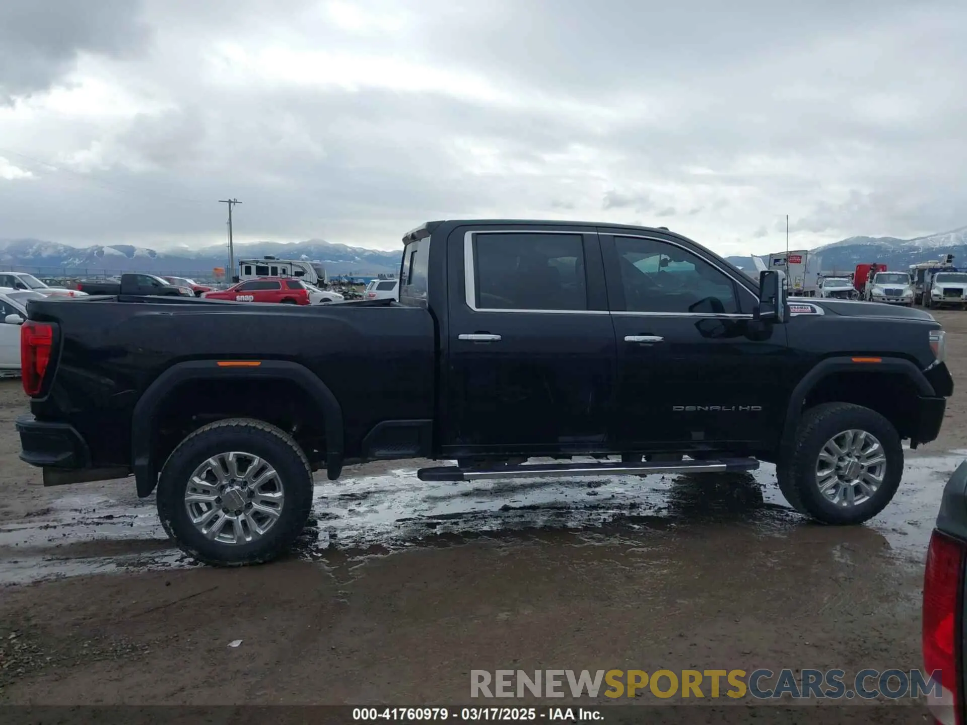 13 Photograph of a damaged car 1GT49WEY7LF236655 GMC SIERRA 3500HD 2020