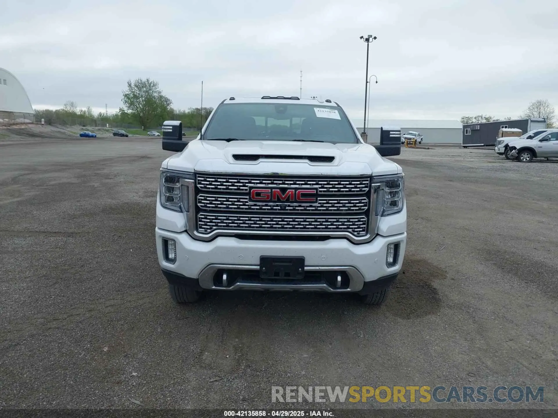 13 Photograph of a damaged car 1GT49WEY8LF247860 GMC SIERRA 3500HD 2020
