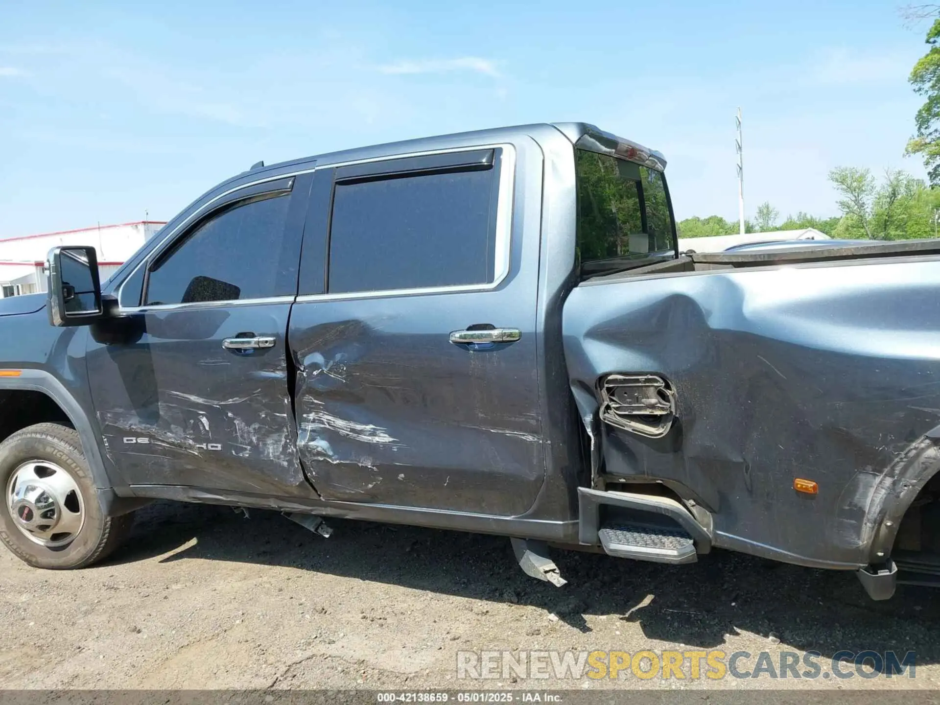 14 Photograph of a damaged car 1GT49WEYXLF249903 GMC SIERRA 3500HD 2020