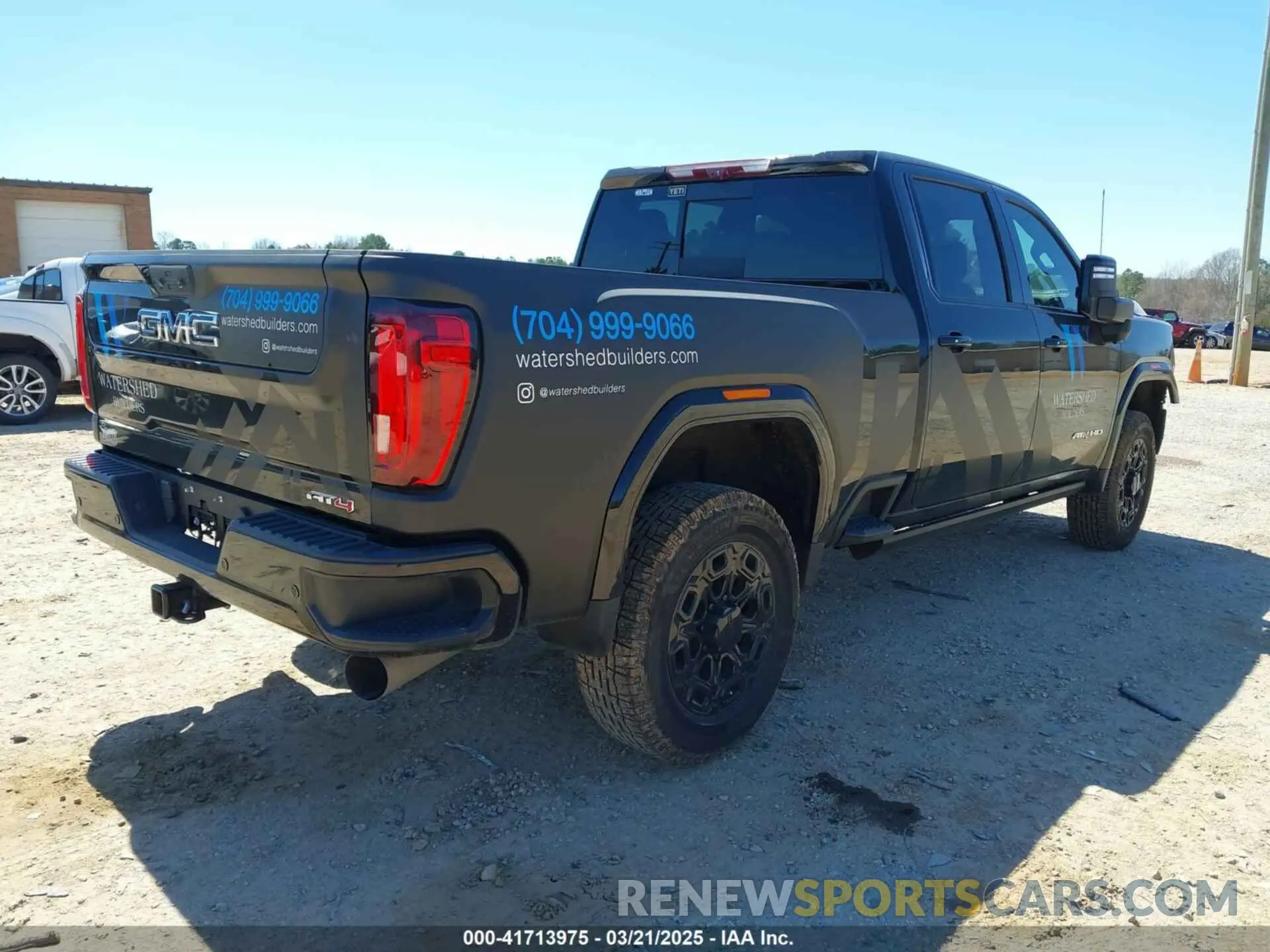 4 Photograph of a damaged car 1GT49VEY8MF272463 GMC SIERRA 3500HD 2021