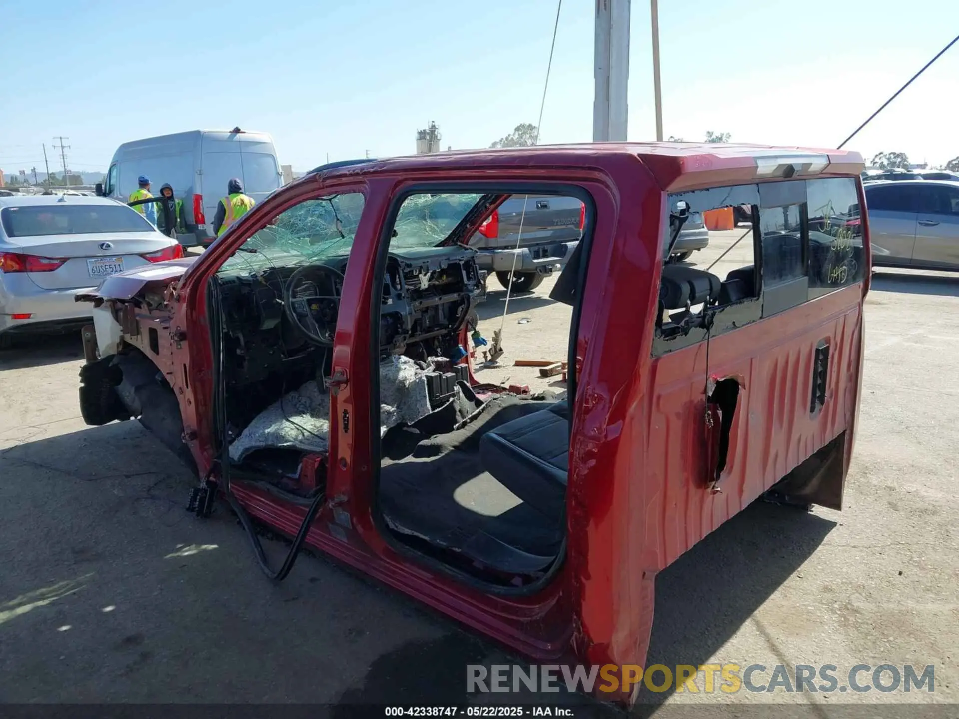 3 Photograph of a damaged car 1GT49WEY1MF282659 GMC SIERRA 3500HD 2021