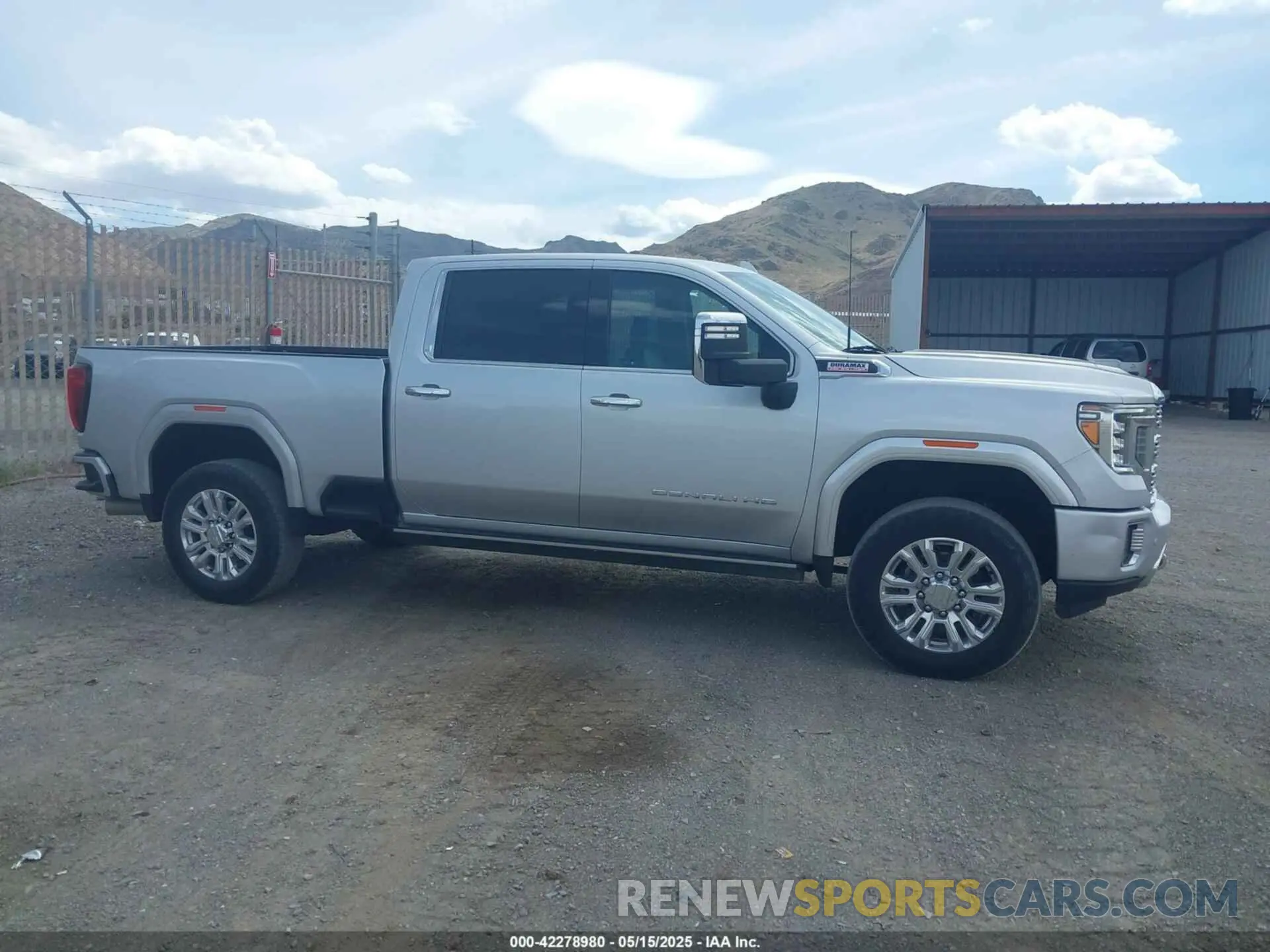 16 Photograph of a damaged car 1GT49WEY4MF121786 GMC SIERRA 3500HD 2021