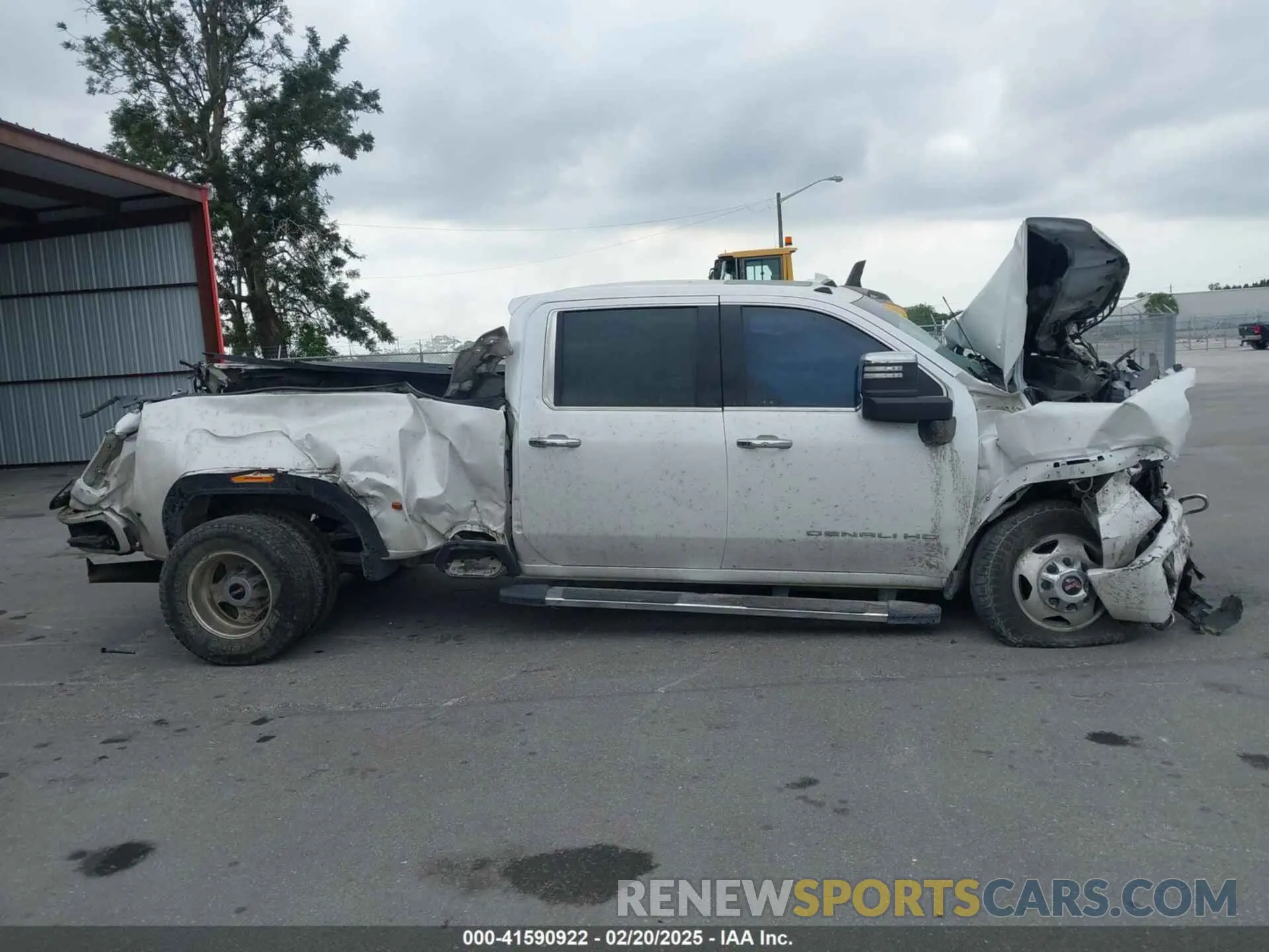 15 Photograph of a damaged car 1GT49WEY7MF181559 GMC SIERRA 3500HD 2021