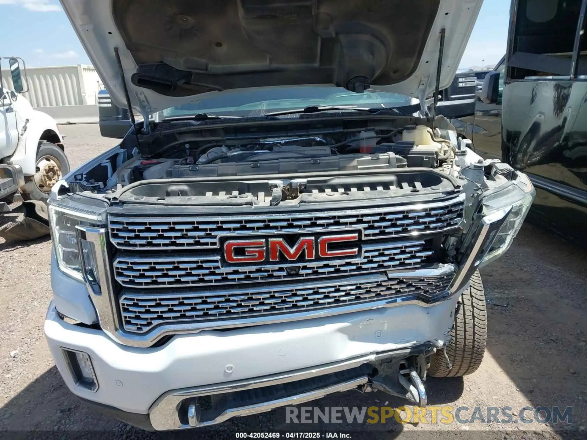 10 Photograph of a damaged car 1GT49WEY9MF308750 GMC SIERRA 3500HD 2021