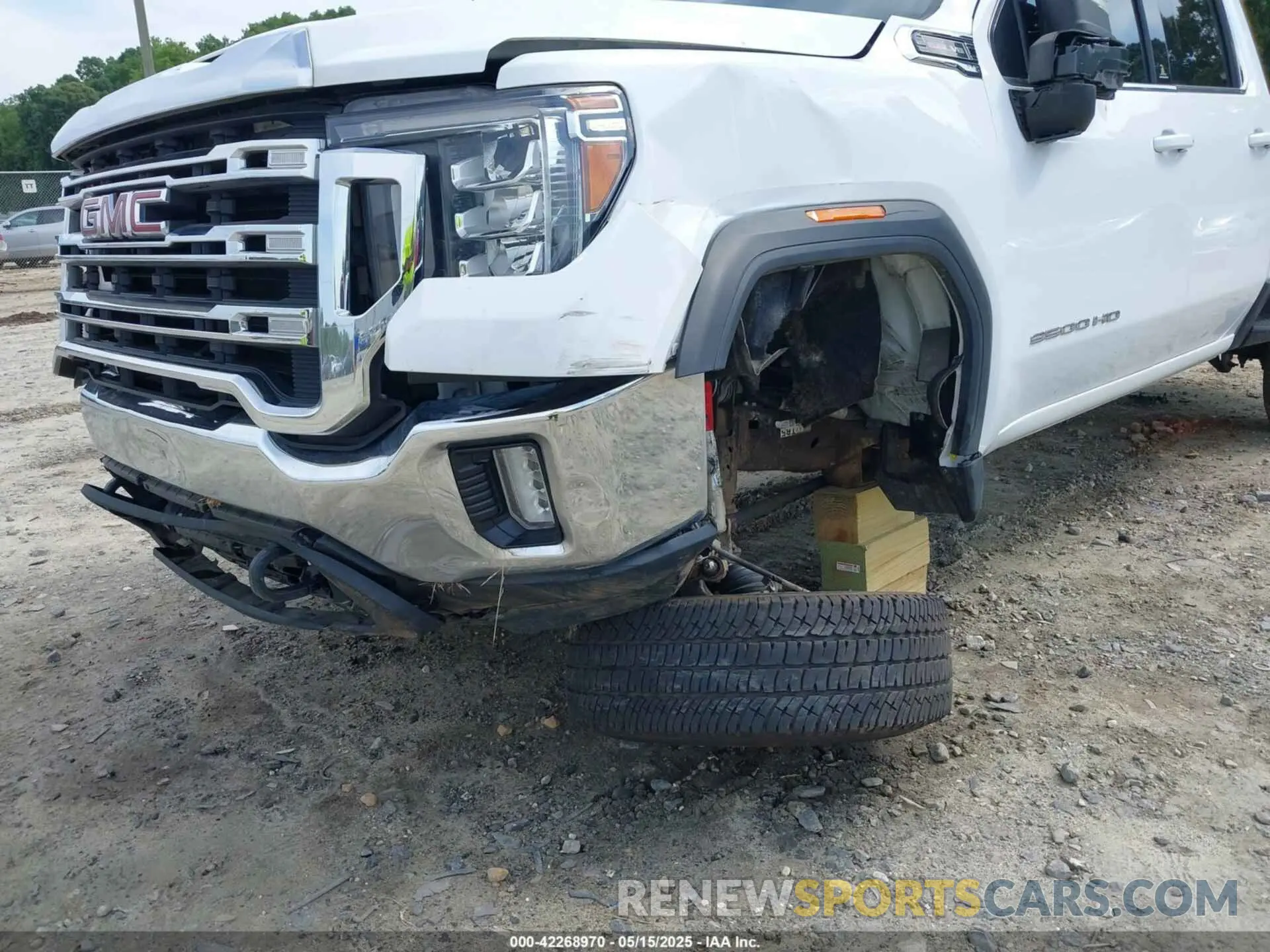 11 Photograph of a damaged car 1GT59TE79MF288381 GMC SIERRA 3500HD 2021