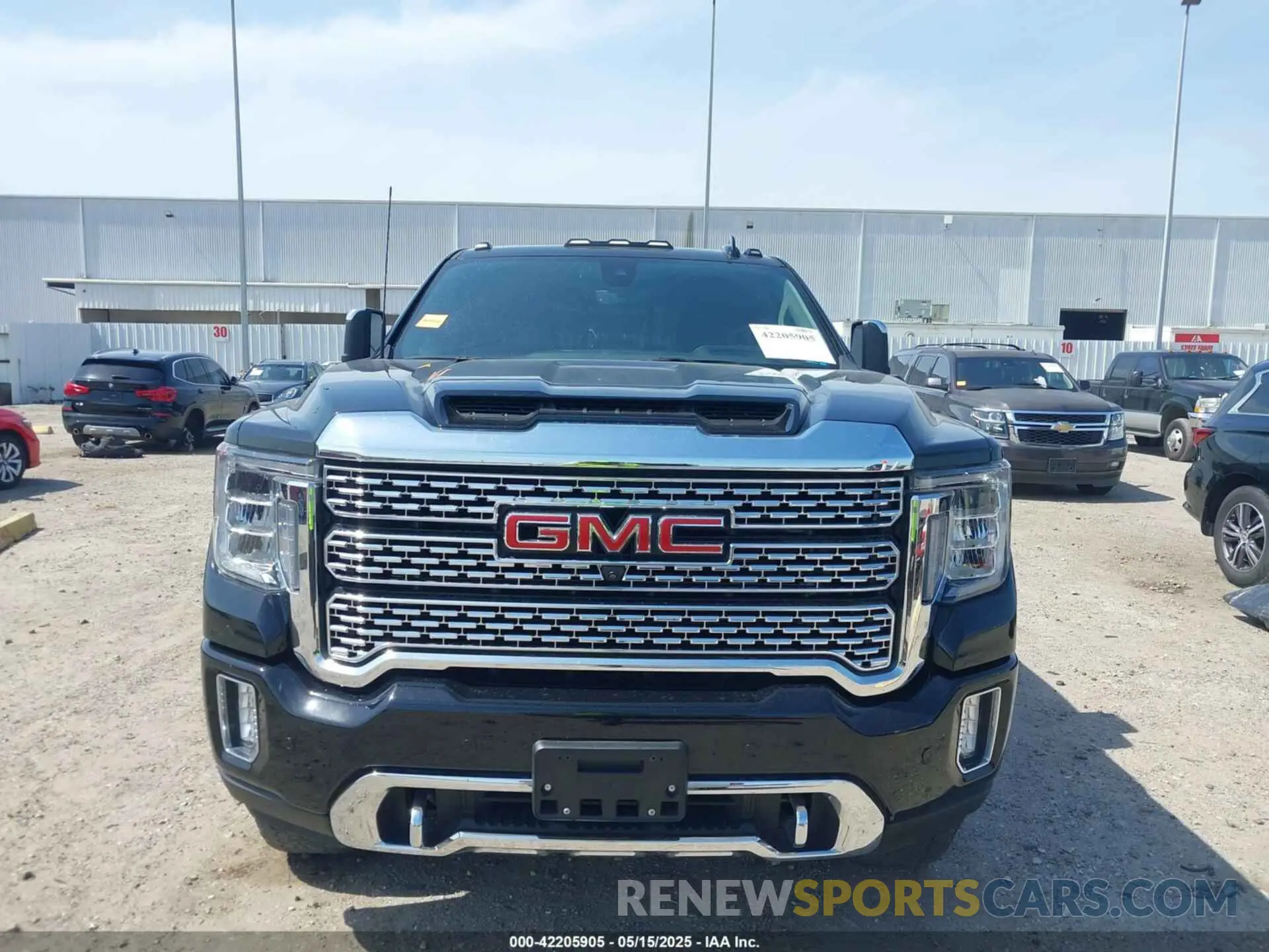 13 Photograph of a damaged car 1GT49WEY4NF268613 GMC SIERRA 3500HD 2022
