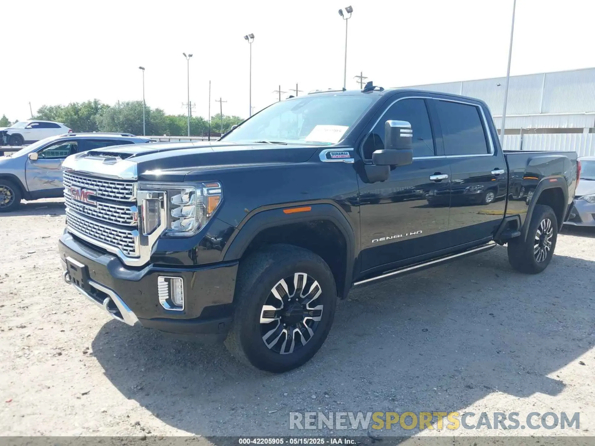 2 Photograph of a damaged car 1GT49WEY4NF268613 GMC SIERRA 3500HD 2022
