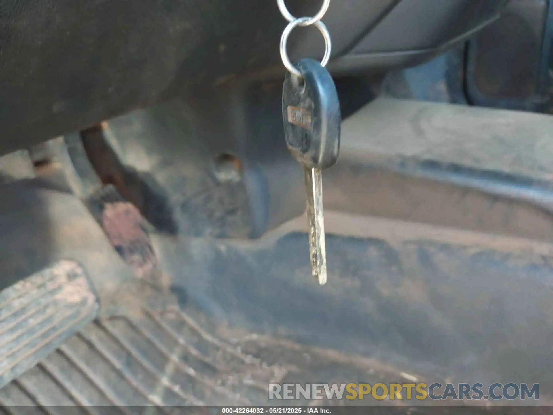 11 Photograph of a damaged car 1GT49SEY8PF220169 GMC SIERRA 3500HD 2023