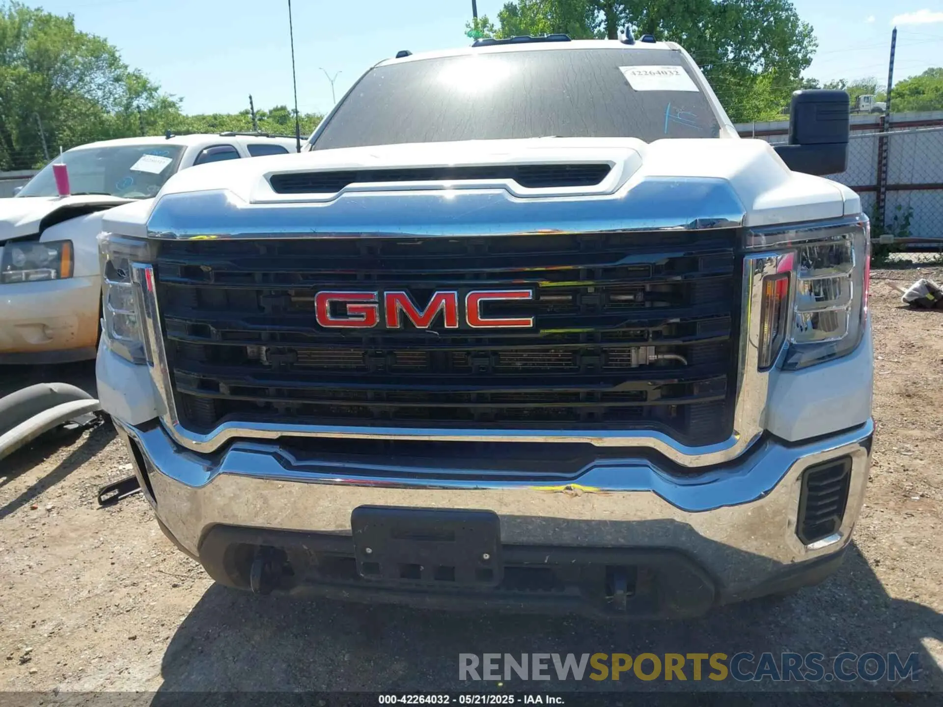 12 Photograph of a damaged car 1GT49SEY8PF220169 GMC SIERRA 3500HD 2023