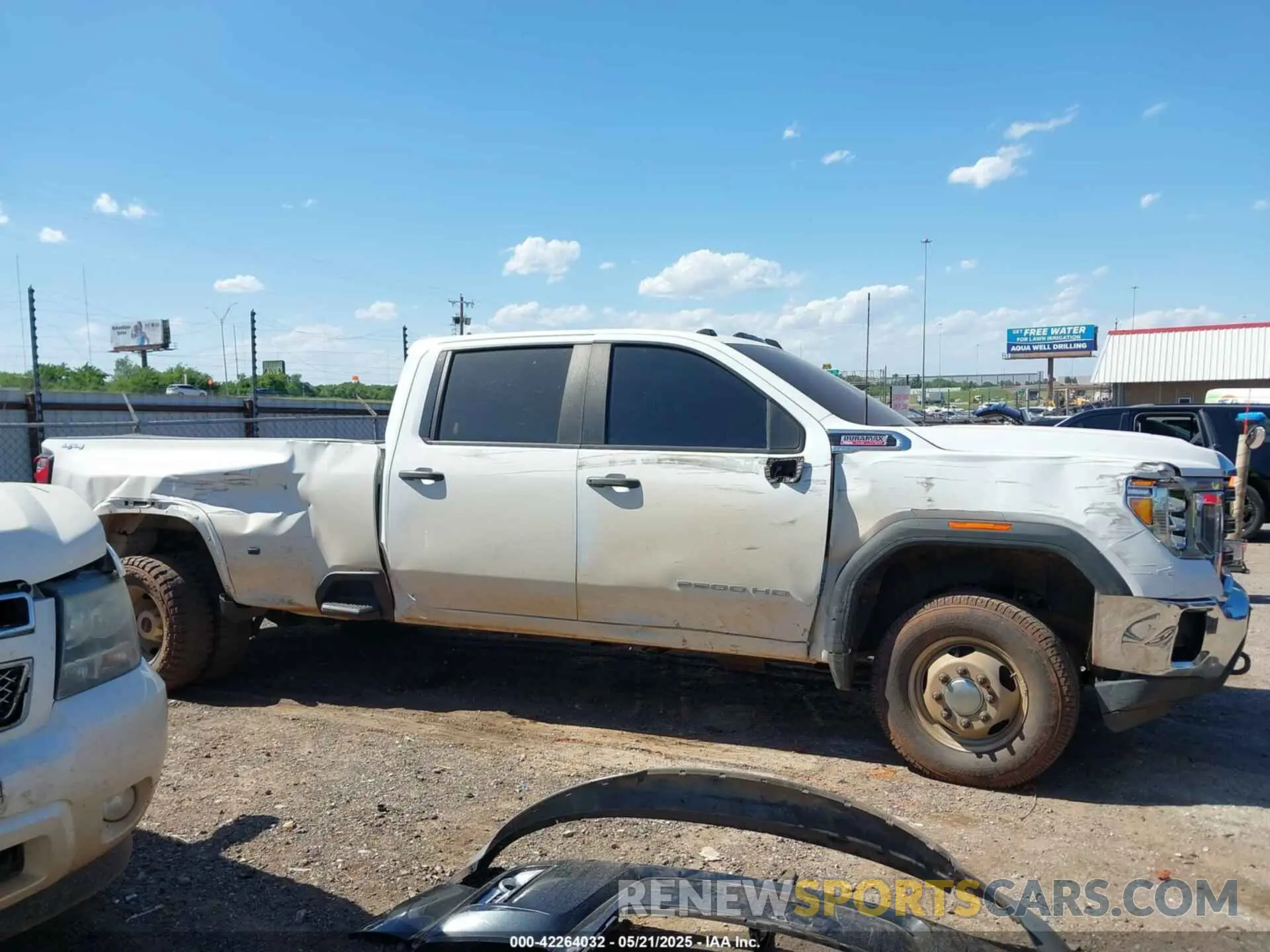 13 Photograph of a damaged car 1GT49SEY8PF220169 GMC SIERRA 3500HD 2023