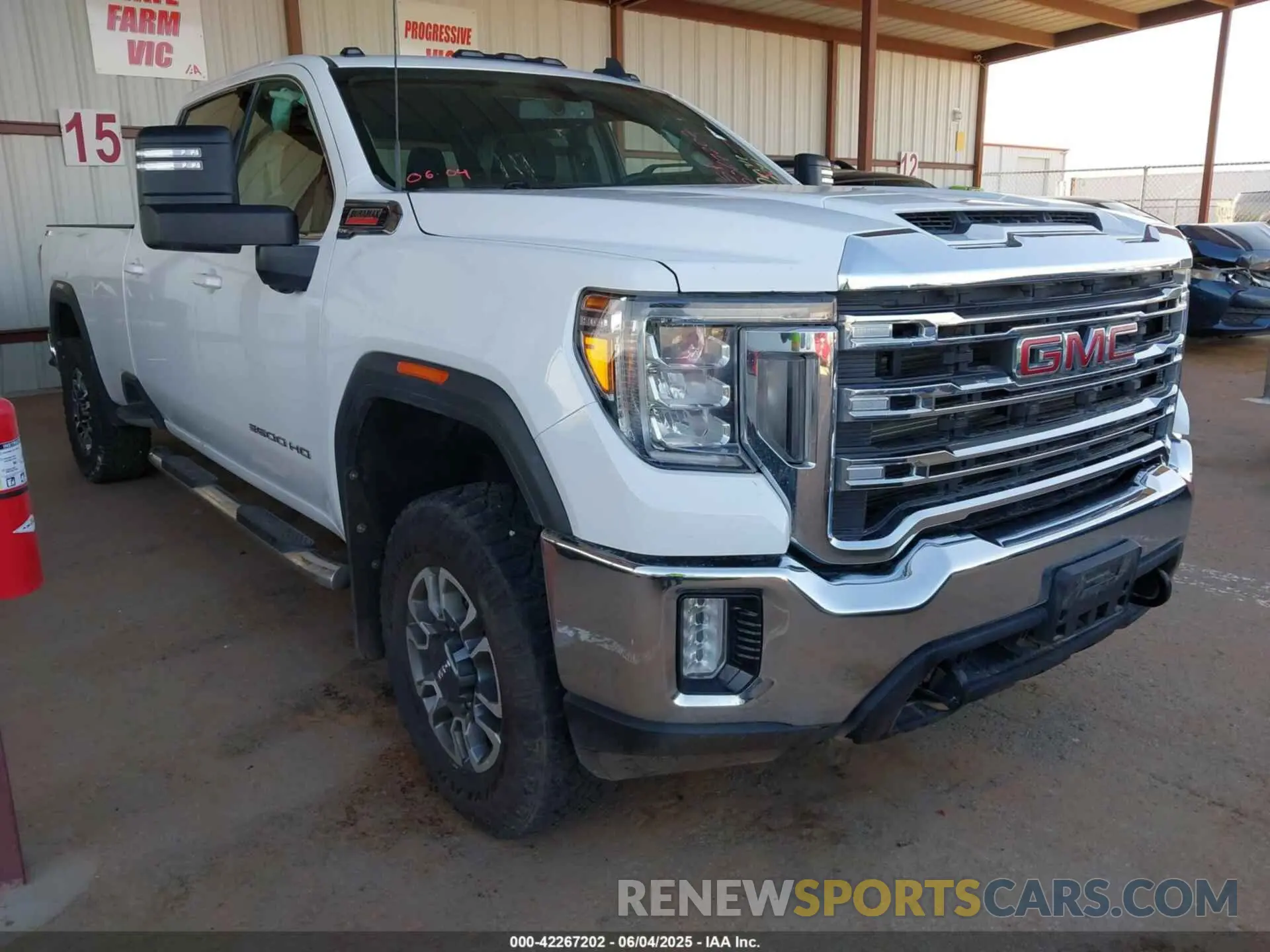 1 Photograph of a damaged car 1GT49TEY7PF192967 GMC SIERRA 3500HD 2023