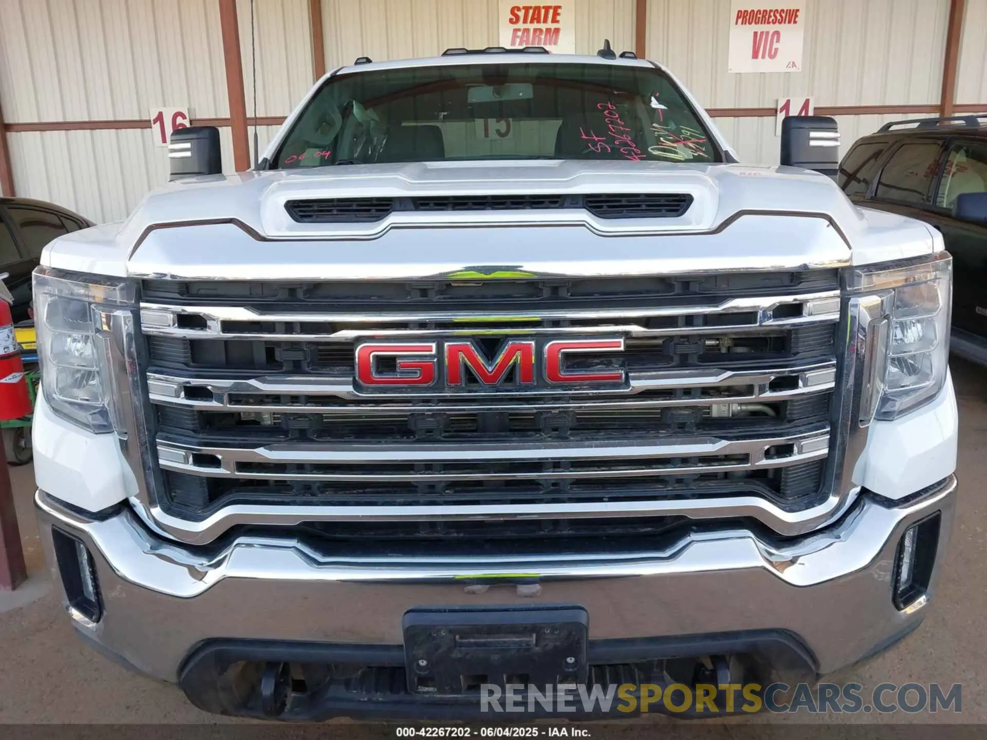 13 Photograph of a damaged car 1GT49TEY7PF192967 GMC SIERRA 3500HD 2023