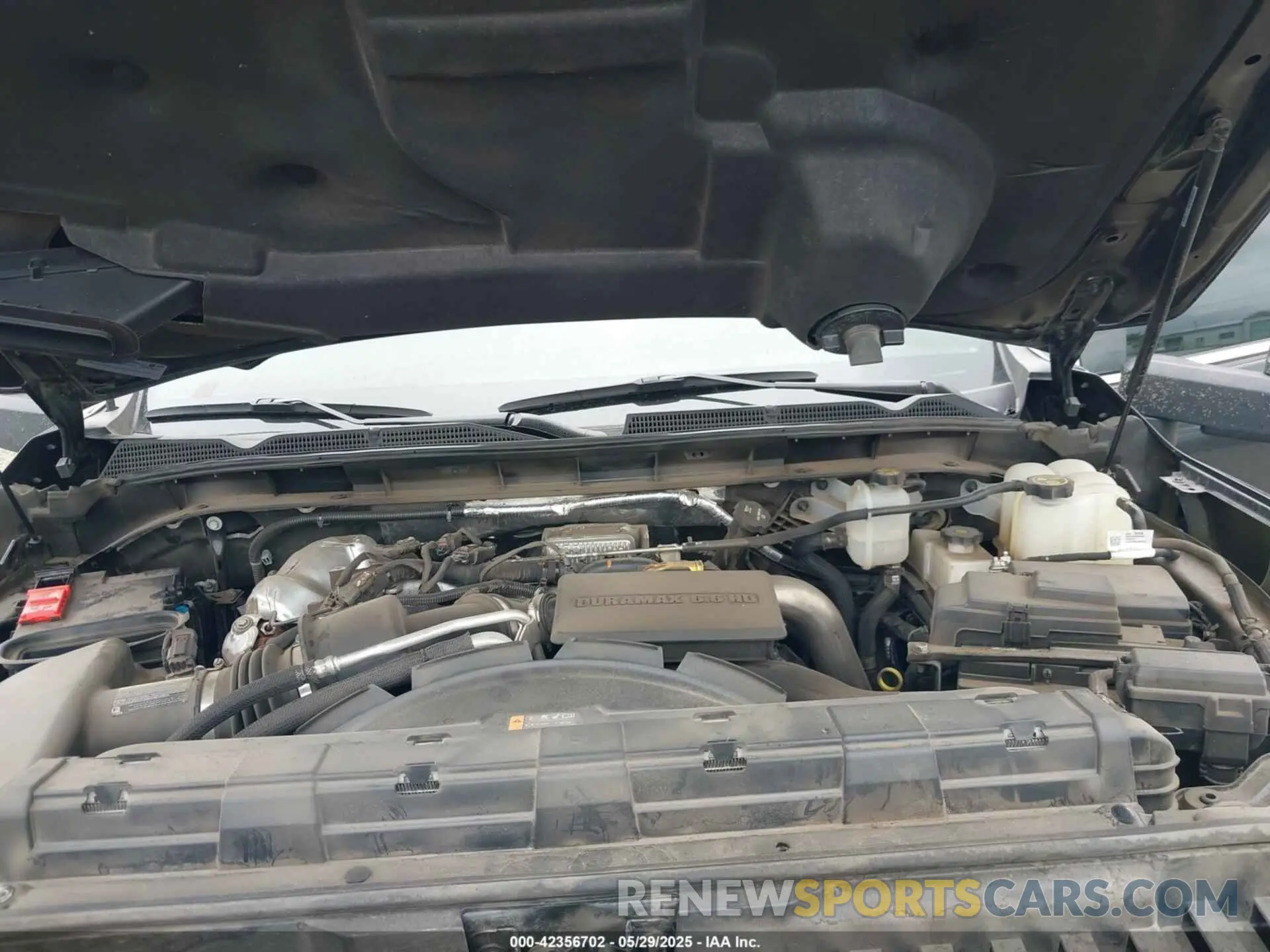 10 Photograph of a damaged car 1GT49WEY2PF128322 GMC SIERRA 3500HD 2023