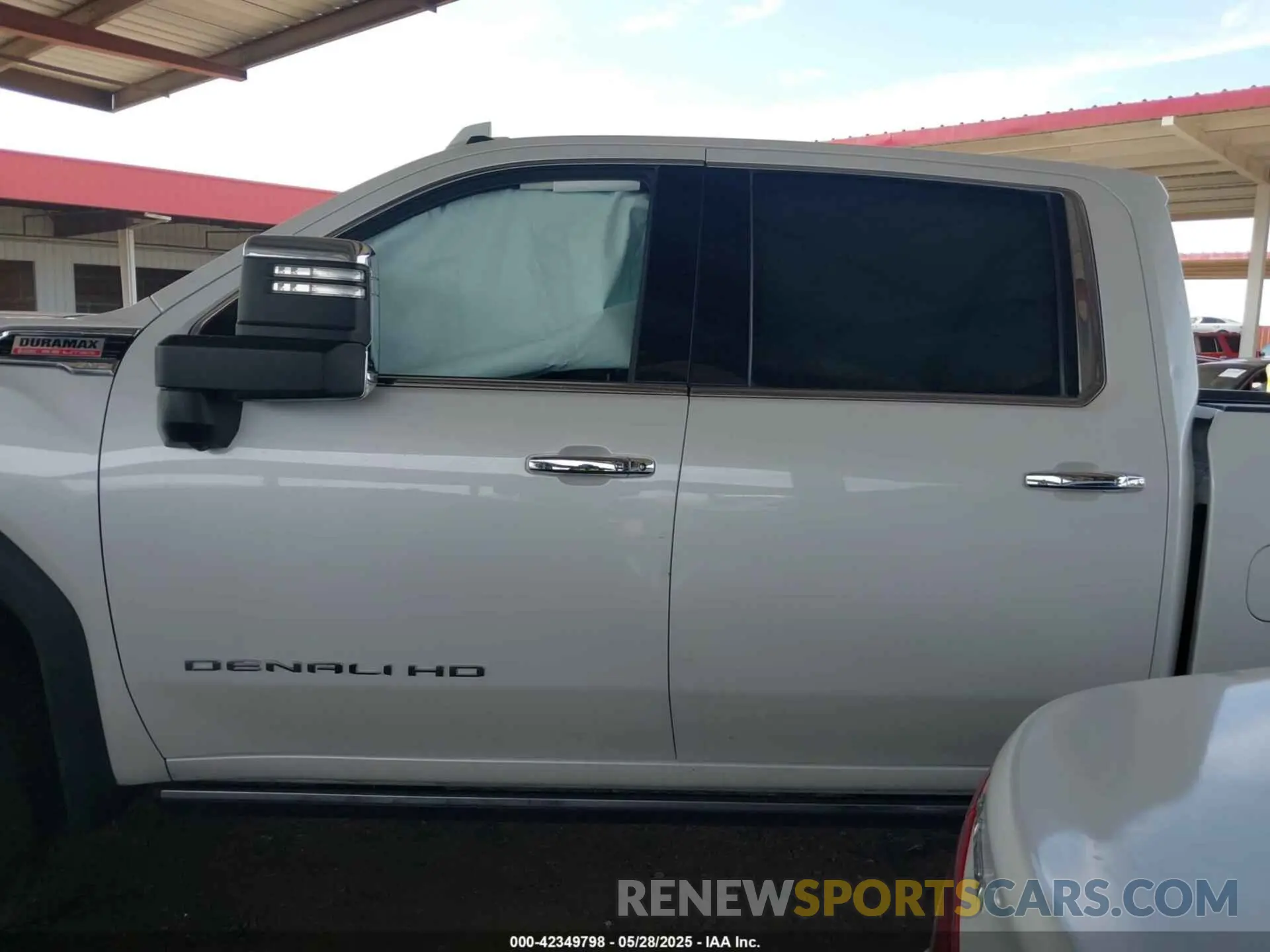 14 Photograph of a damaged car 1GT49WEY9PF230345 GMC SIERRA 3500HD 2023