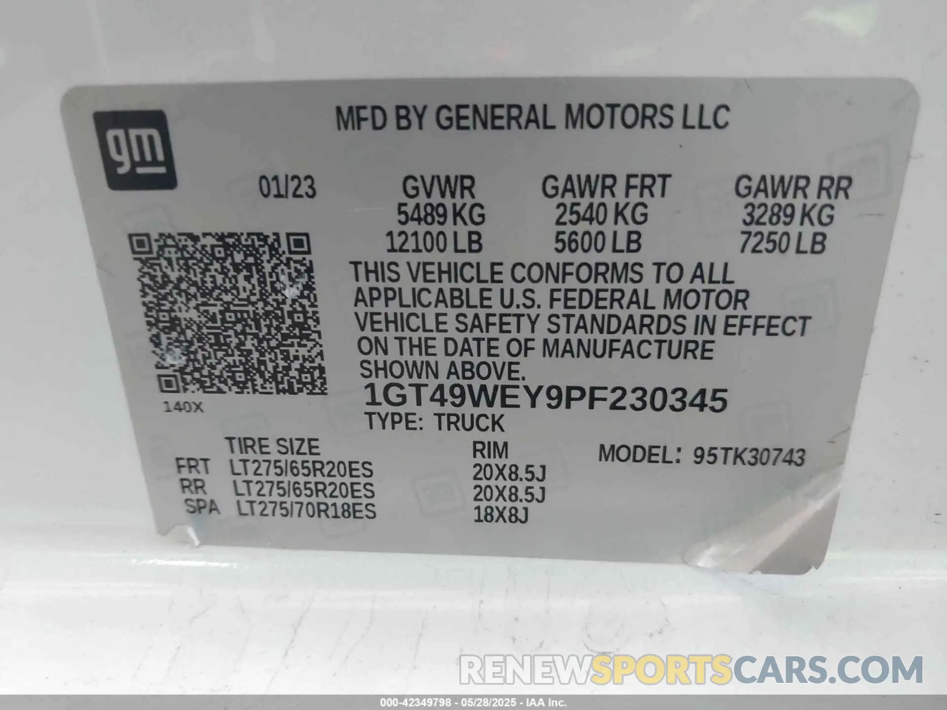 9 Photograph of a damaged car 1GT49WEY9PF230345 GMC SIERRA 3500HD 2023