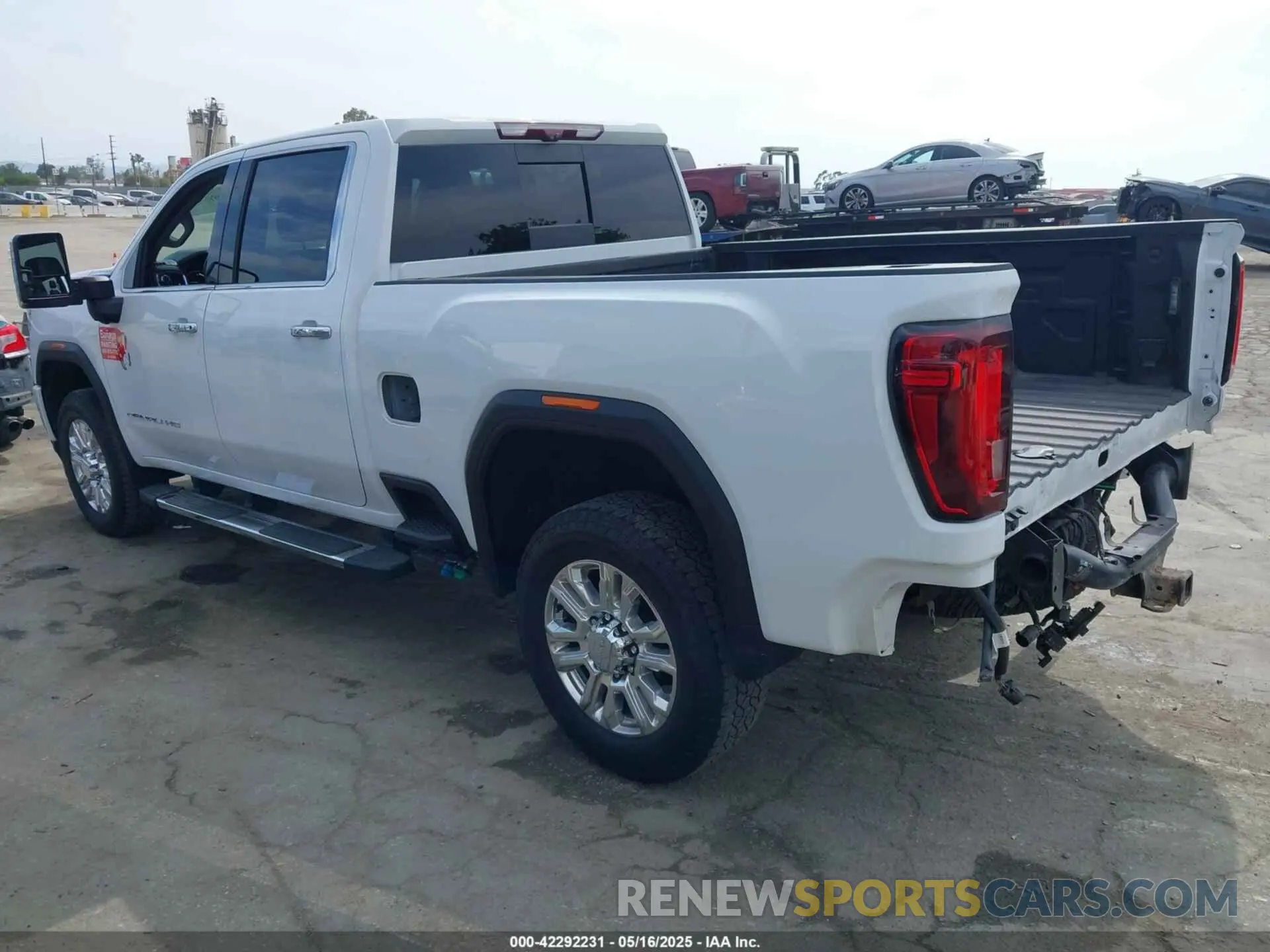 3 Photograph of a damaged car 1GT49WEYXPF116161 GMC SIERRA 3500HD 2023